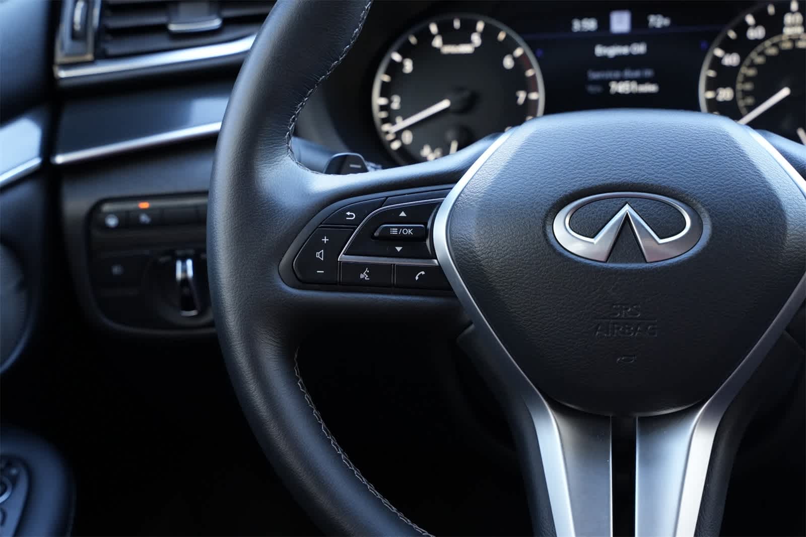 Thumbnail: 2025 INFINITI QX50 - 10