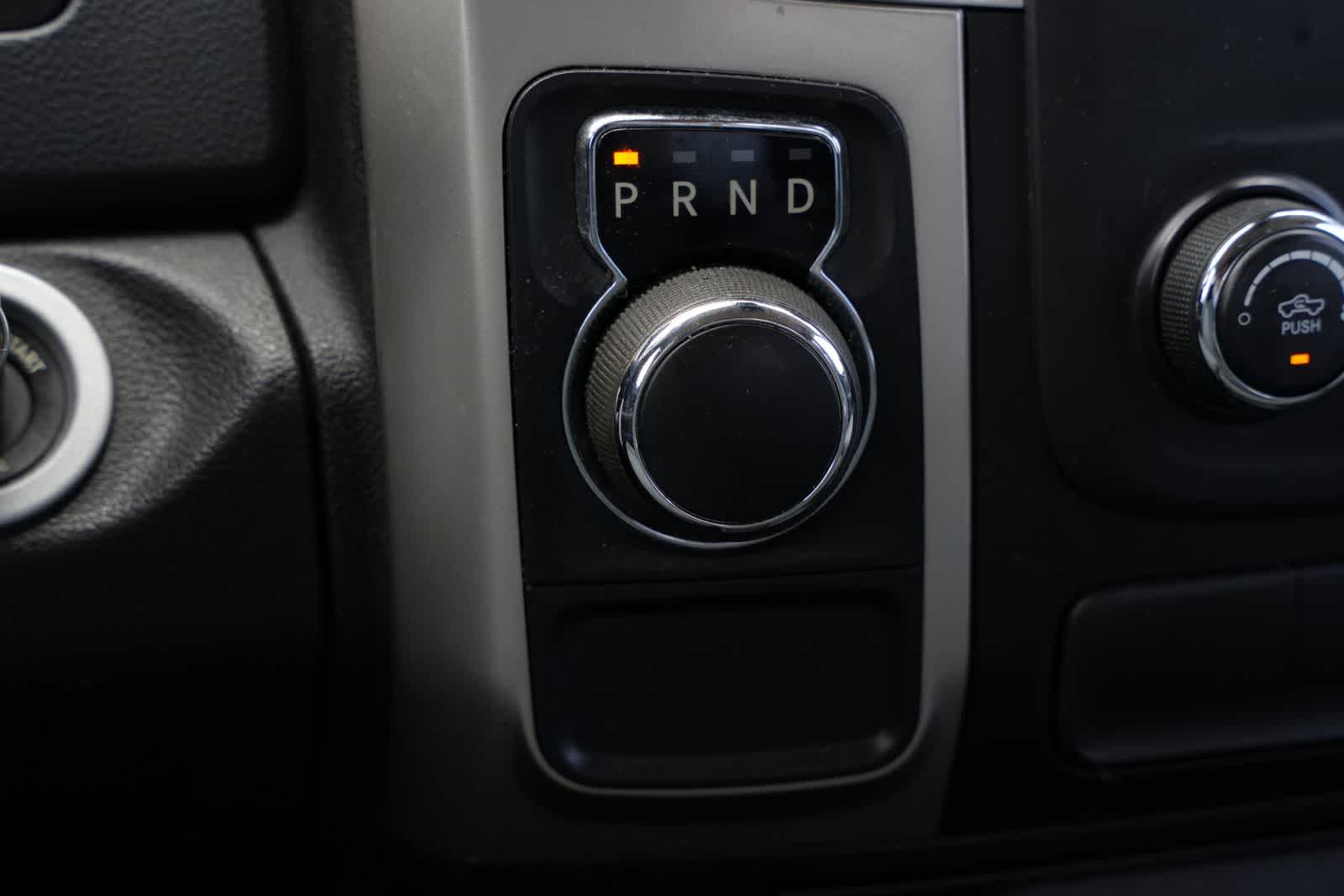 Thumbnail: 2019 RAM 1500 Classic - 13