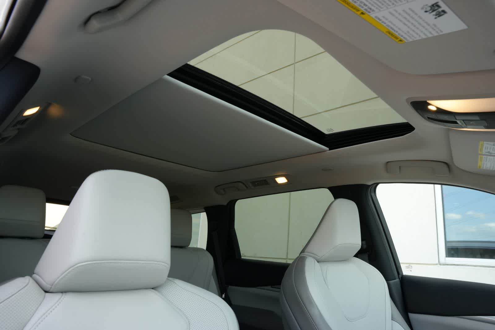 Thumbnail: 2027 INFINITI QX60 - 24