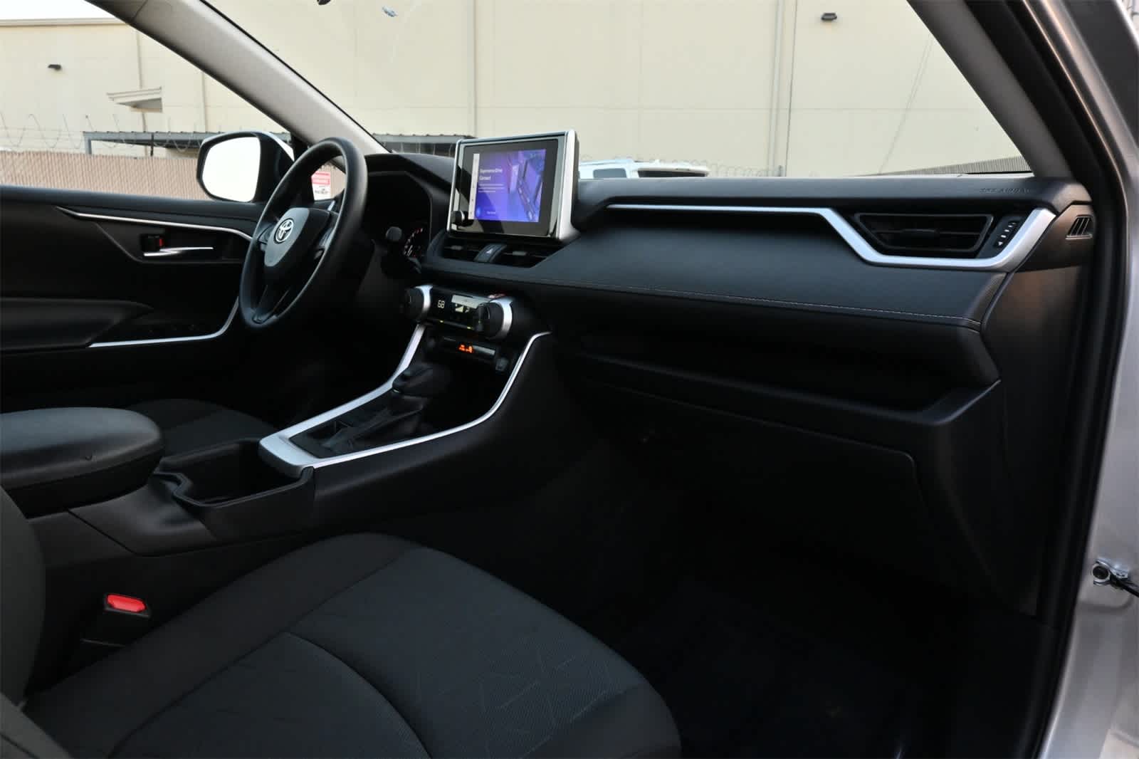 Thumbnail: 2024 Toyota RAV4 - 23