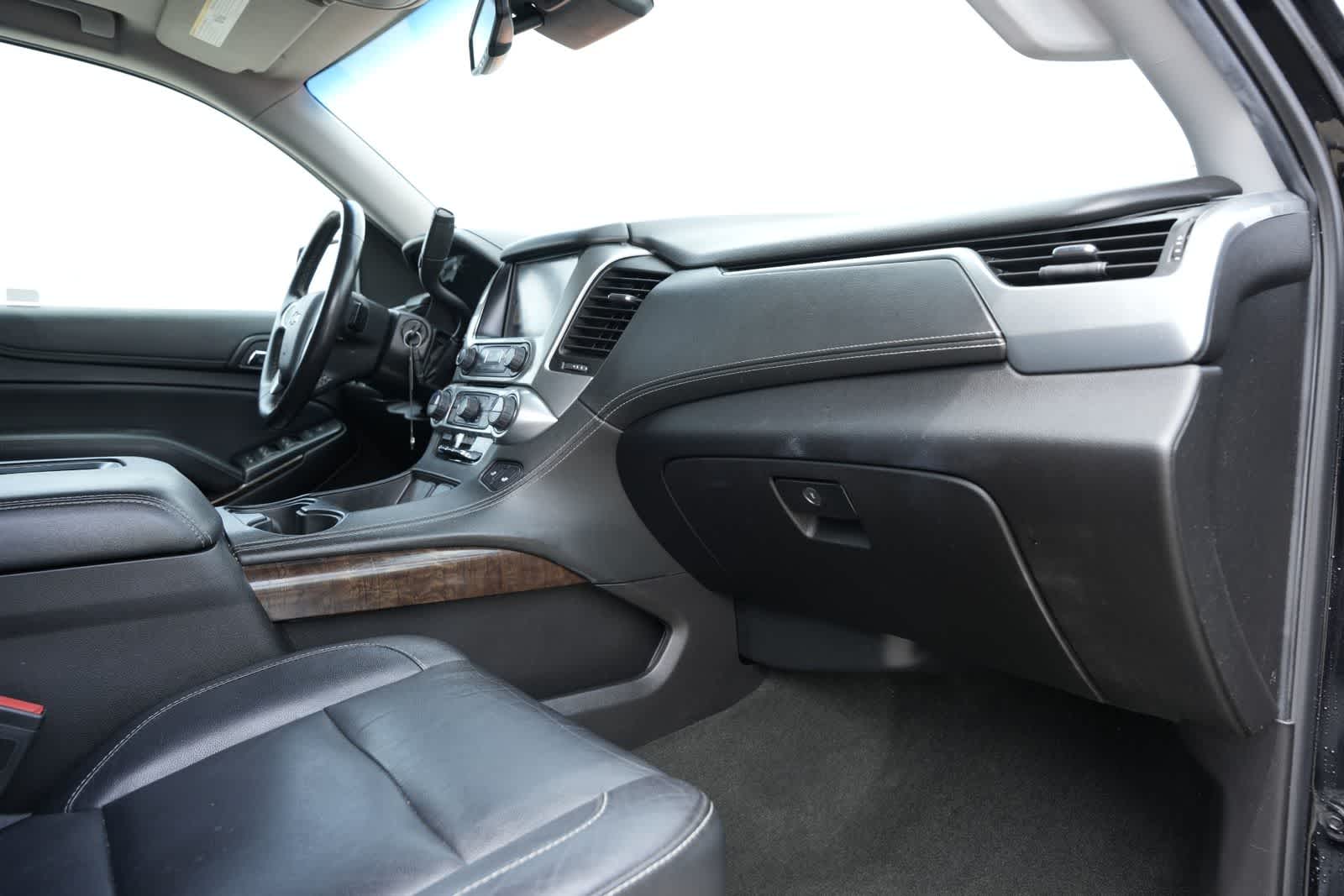 Thumbnail: 2017 Chevrolet Tahoe - 22