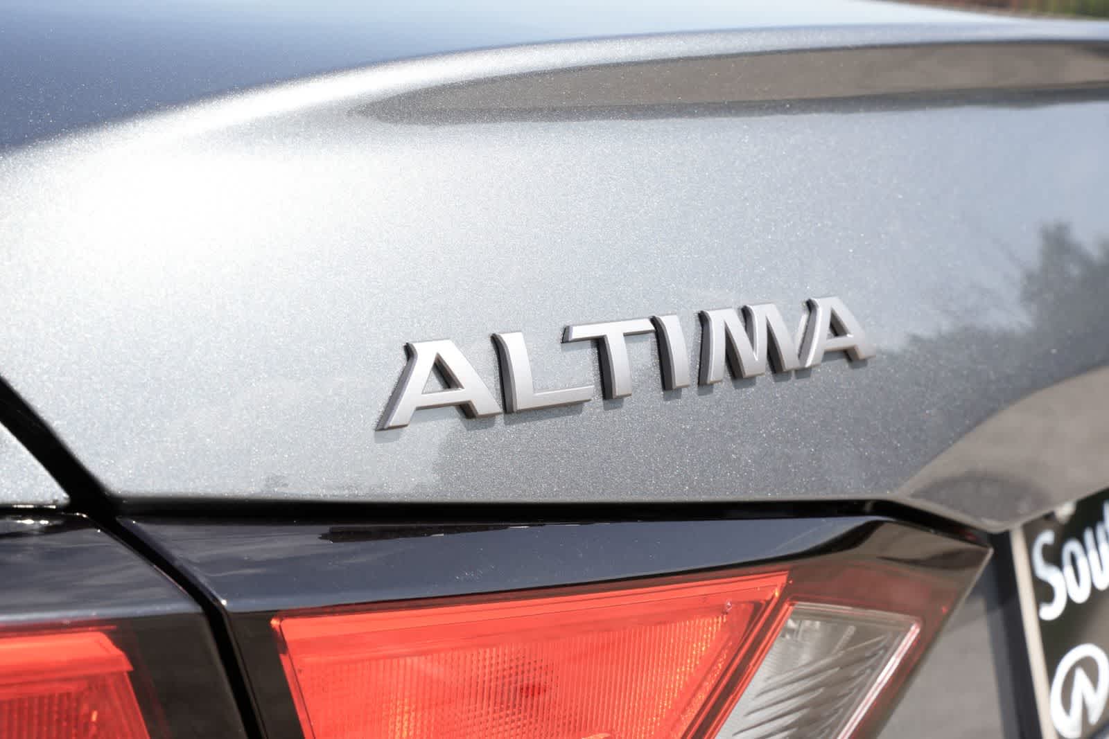 Thumbnail: 2024 Nissan Altima - 17
