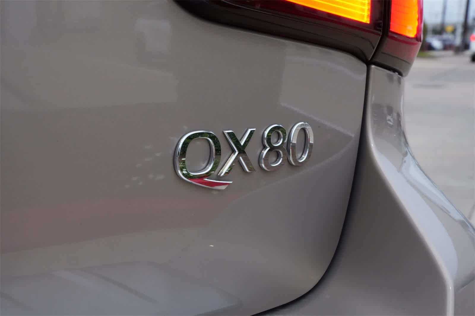 Thumbnail: 2022 INFINITI QX80 - 20