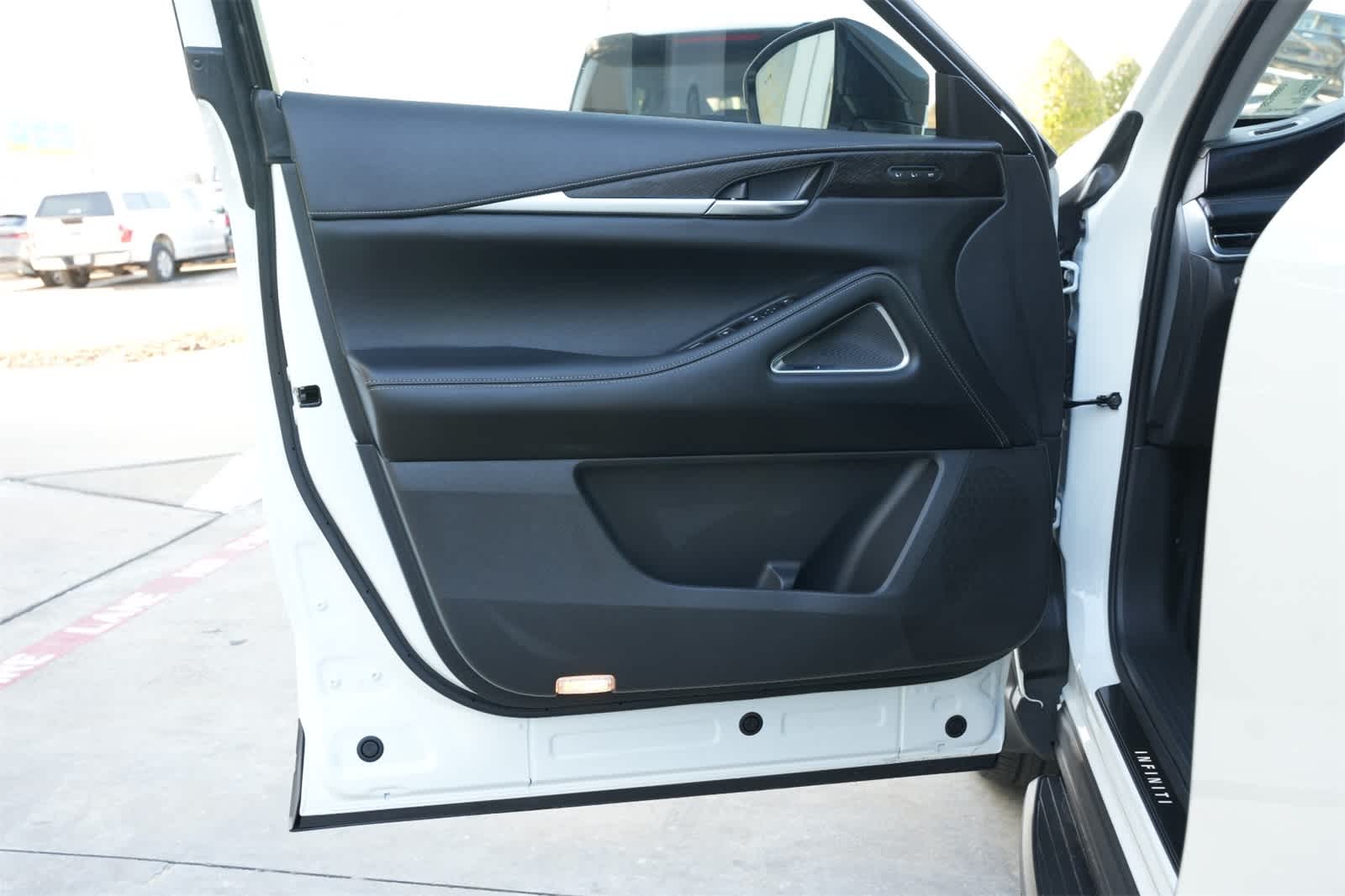 2025 INFINITI QX60 Sensory 15