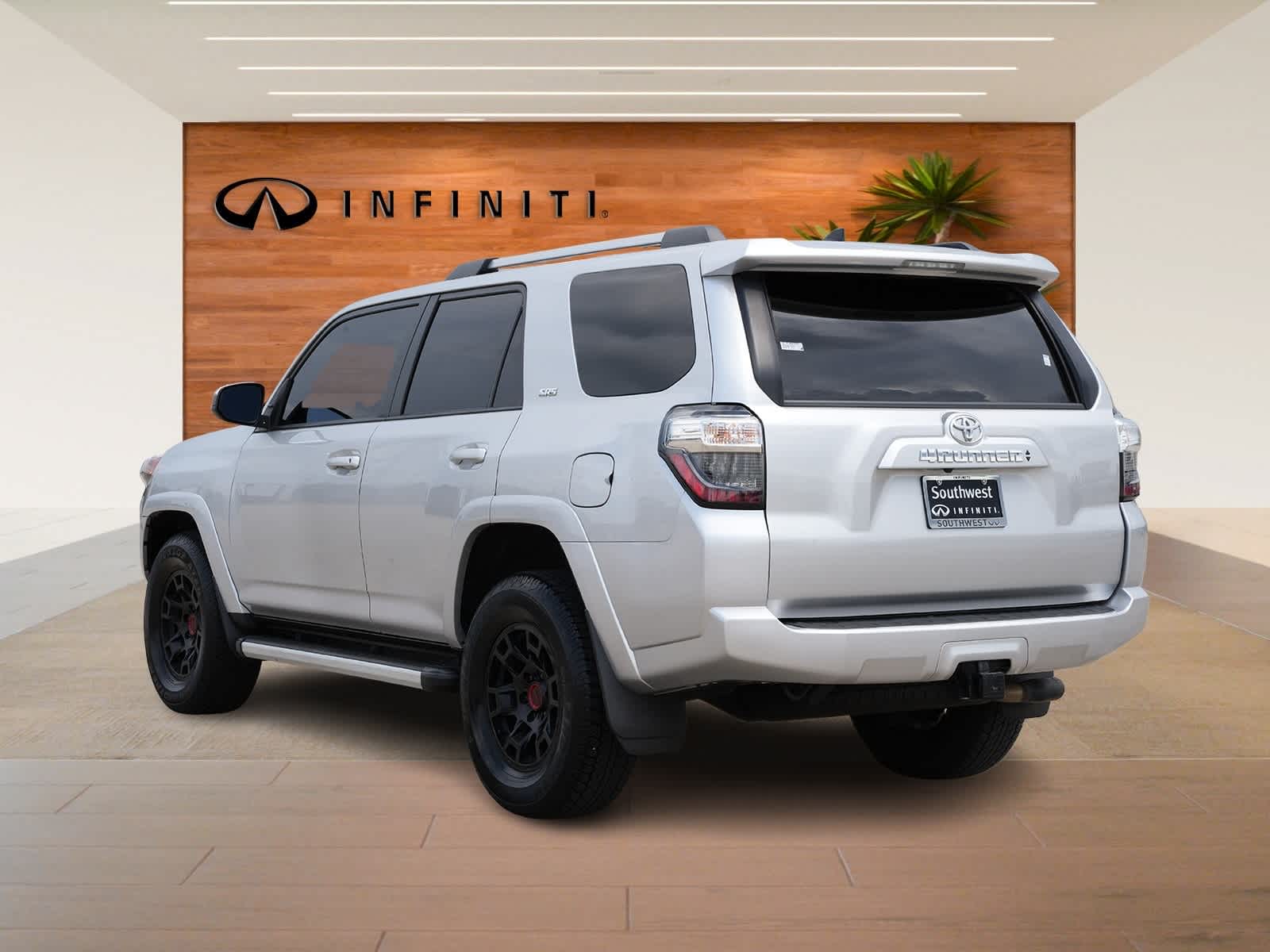 Thumbnail: 2022 Toyota 4Runner - 5