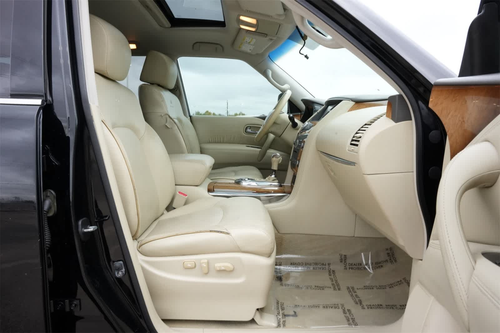 Thumbnail: 2014 INFINITI QX80 - 22