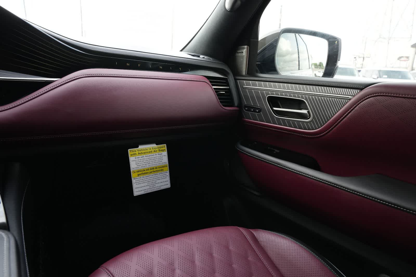 Thumbnail: 2026 INFINITI QX80 - 8