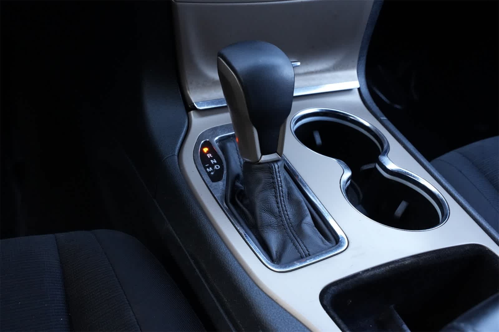 Thumbnail: 2016 Jeep Grand Cherokee - 15