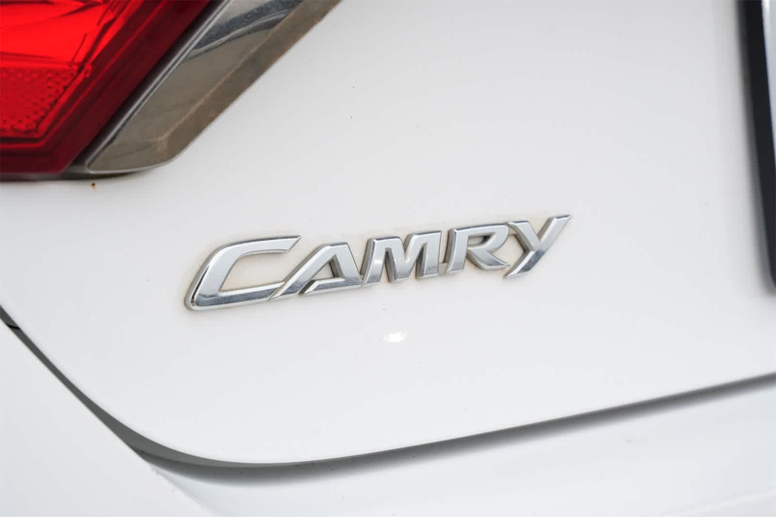 Thumbnail: 2015 Toyota Camry - 20