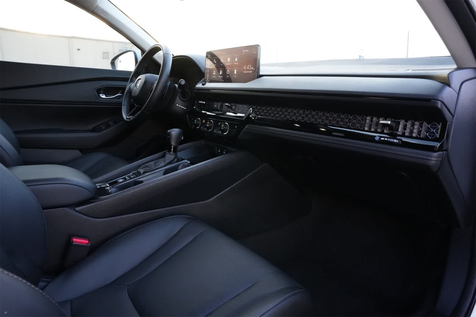 Thumbnail: 2023 Honda Accord - 22