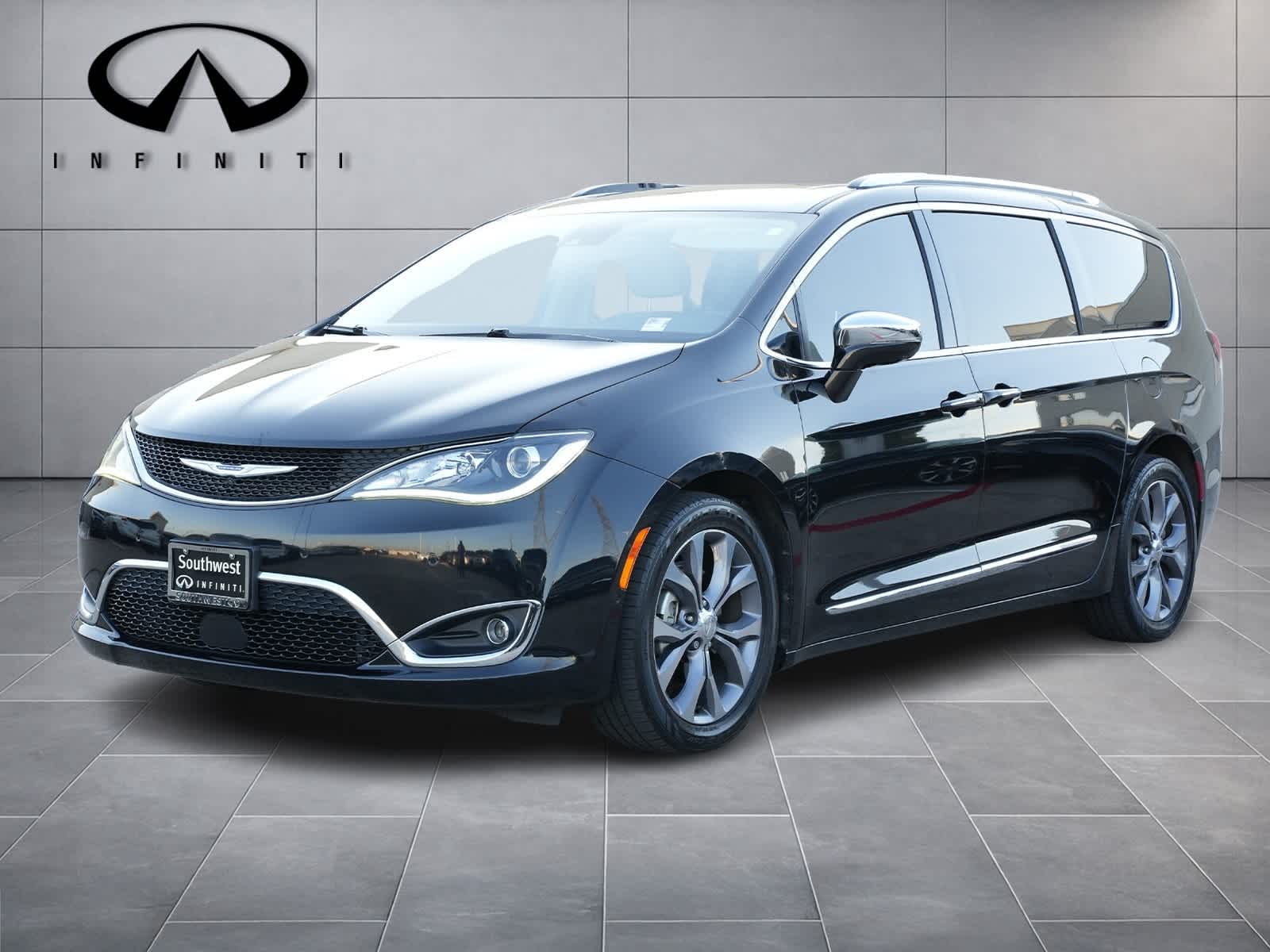 Thumbnail: 2020 Chrysler Pacifica - 1