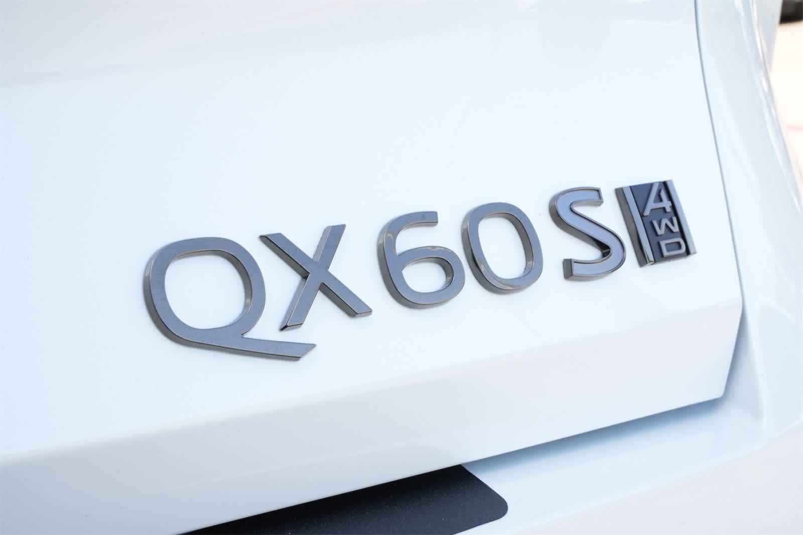 Thumbnail: 2026 INFINITI QX60 - 20