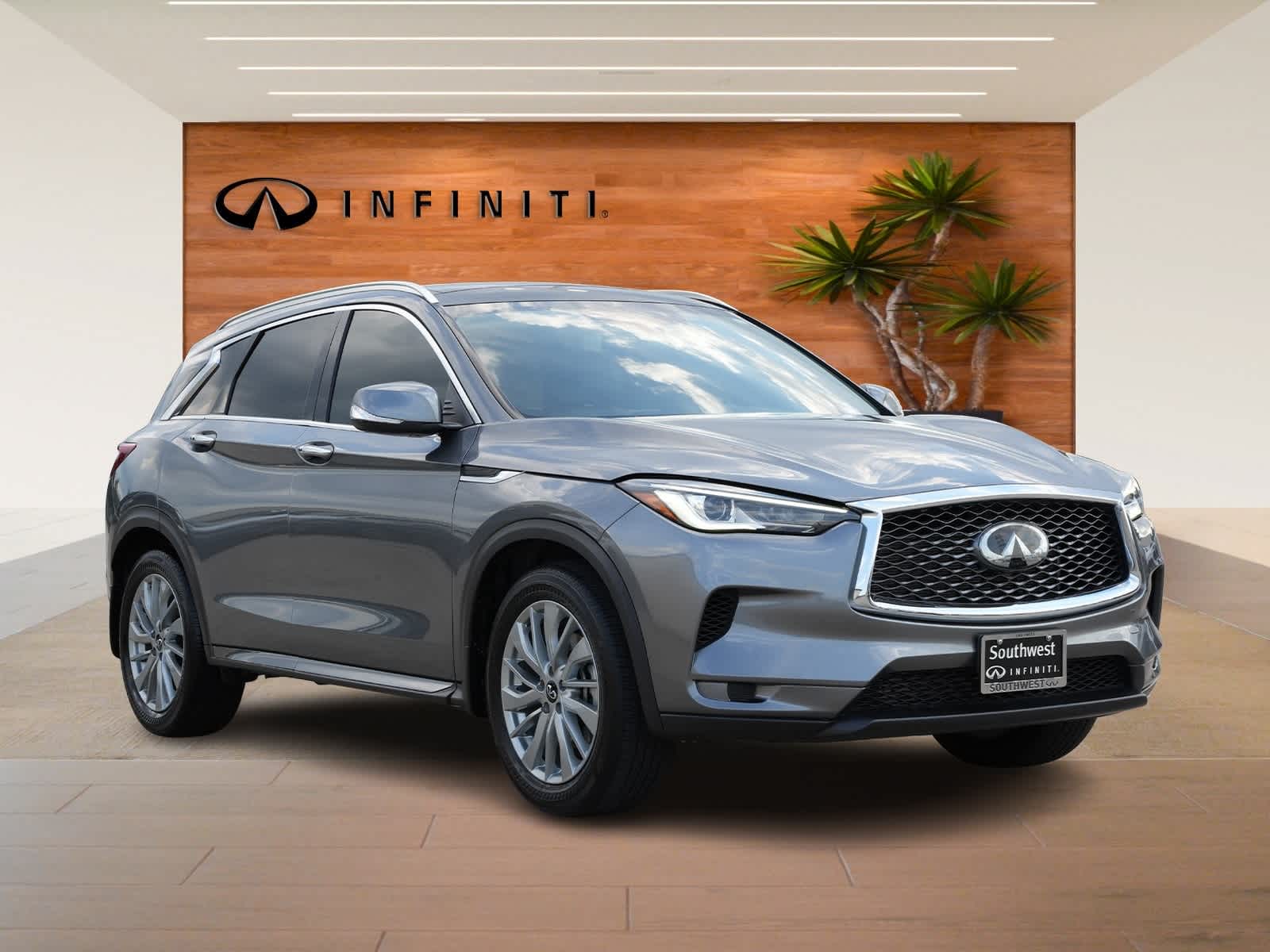 Thumbnail: 2023 INFINITI QX50 - 3