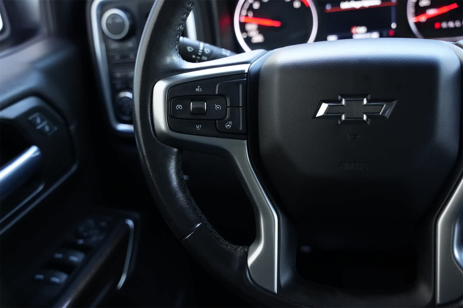 Thumbnail: 2021 Chevrolet Silverado 1500 - 10