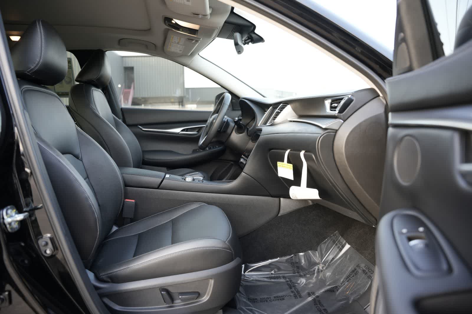 Thumbnail: 2025 INFINITI QX50 - 22