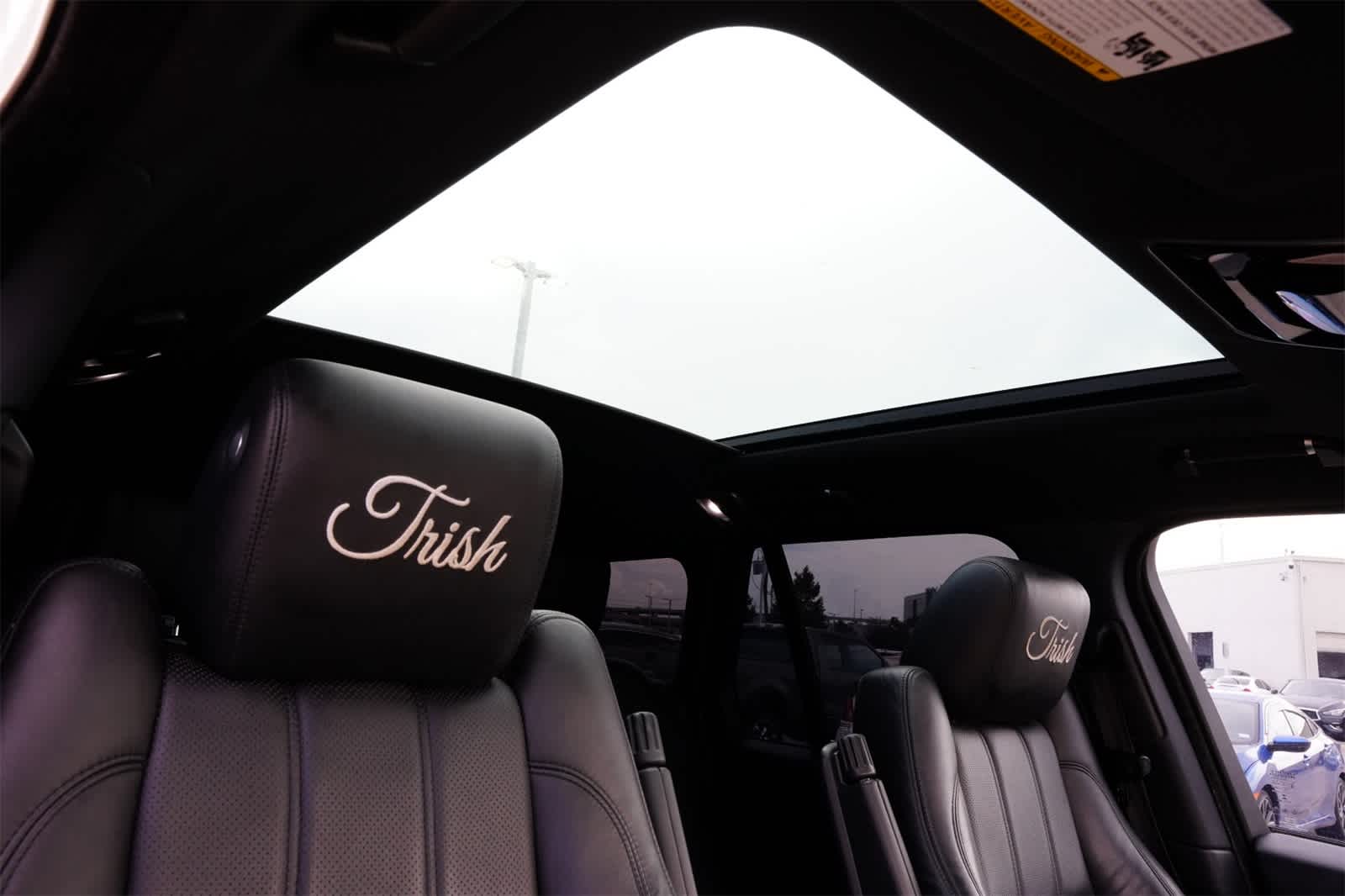 Thumbnail: 2016 Land Rover Range Rover - 23