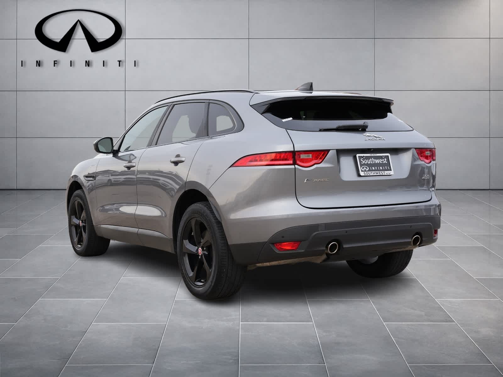Thumbnail: 2020 Jaguar F-Pace - 5