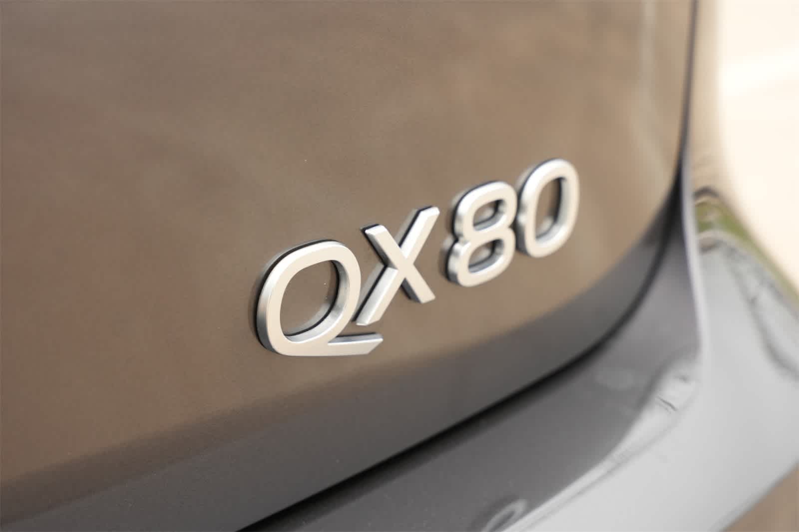 Thumbnail: 2025 INFINITI QX80 - 20