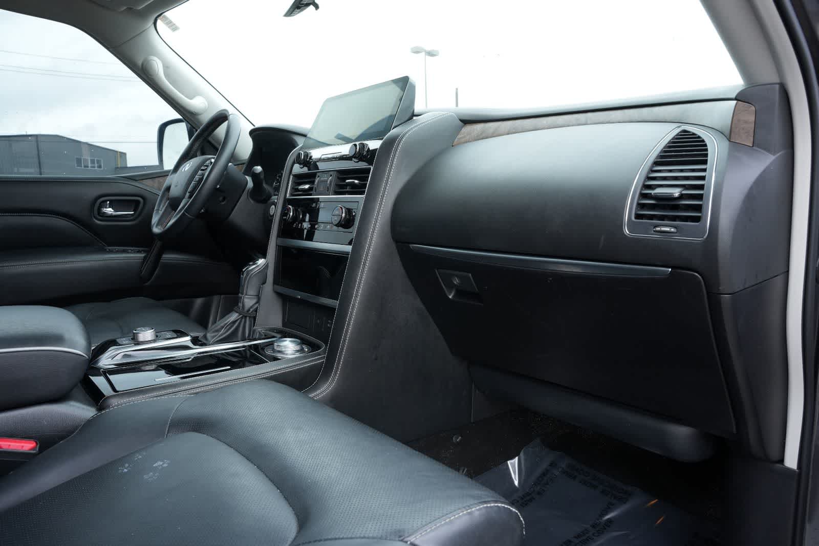 Thumbnail: 2023 INFINITI QX80 - 22