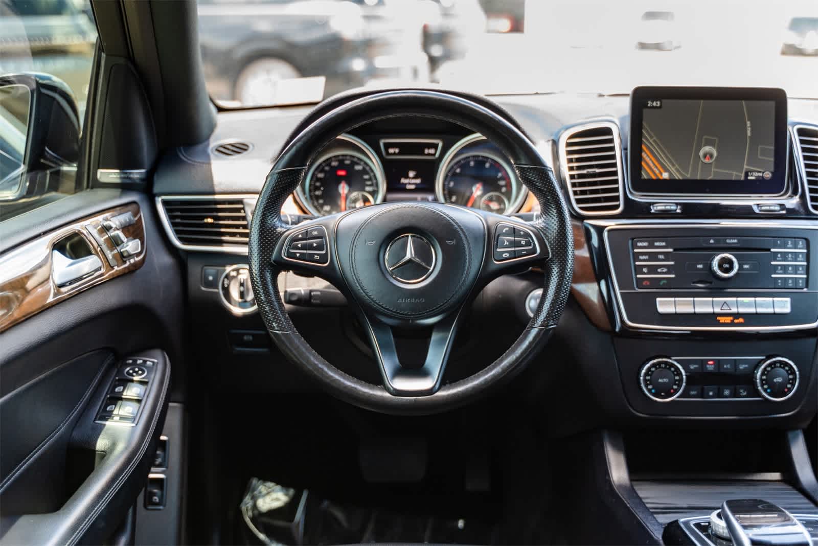 Thumbnail: 2019 Mercedes-Benz GLS - 9