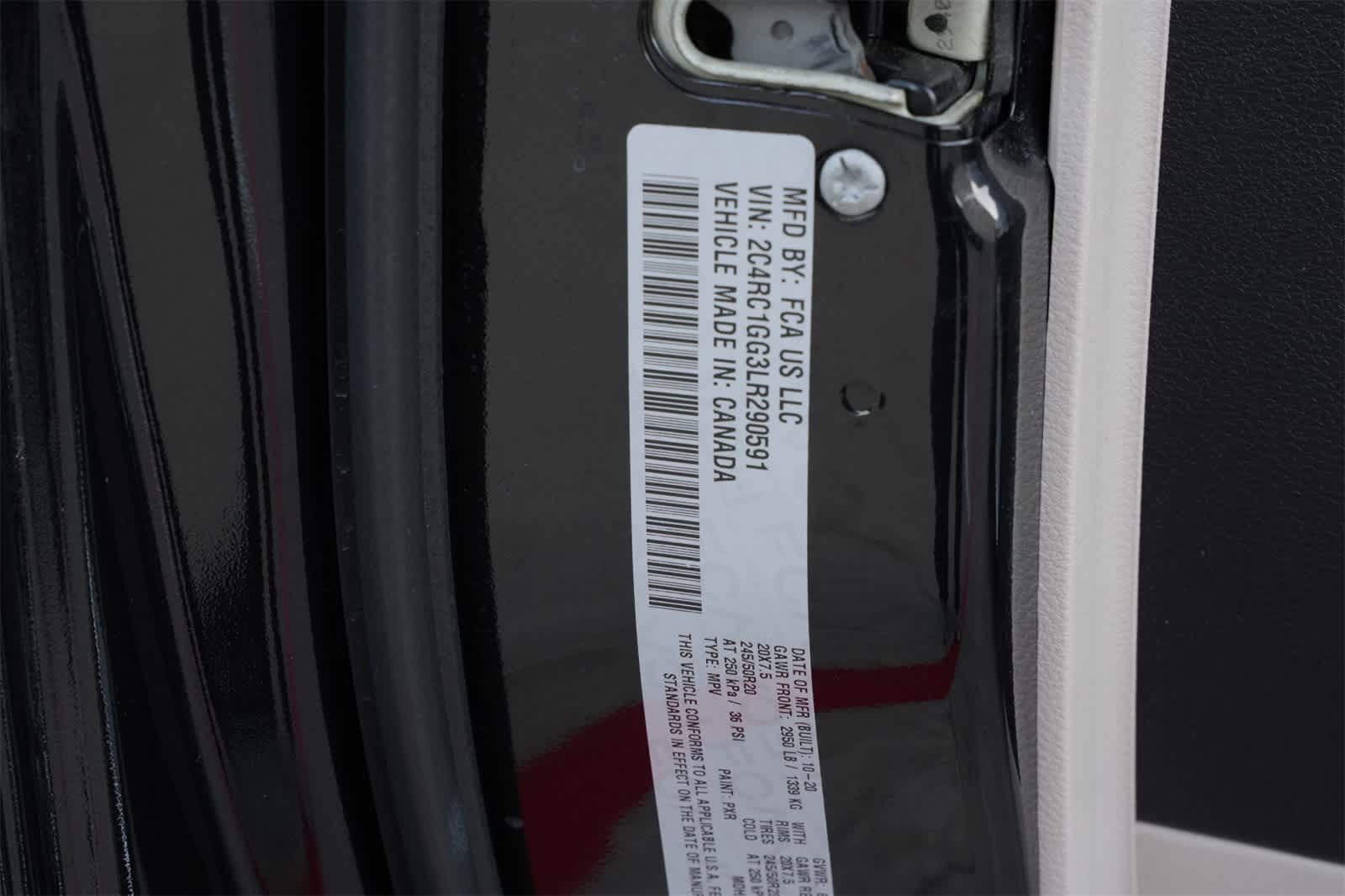 Thumbnail: 2020 Chrysler Pacifica - 26