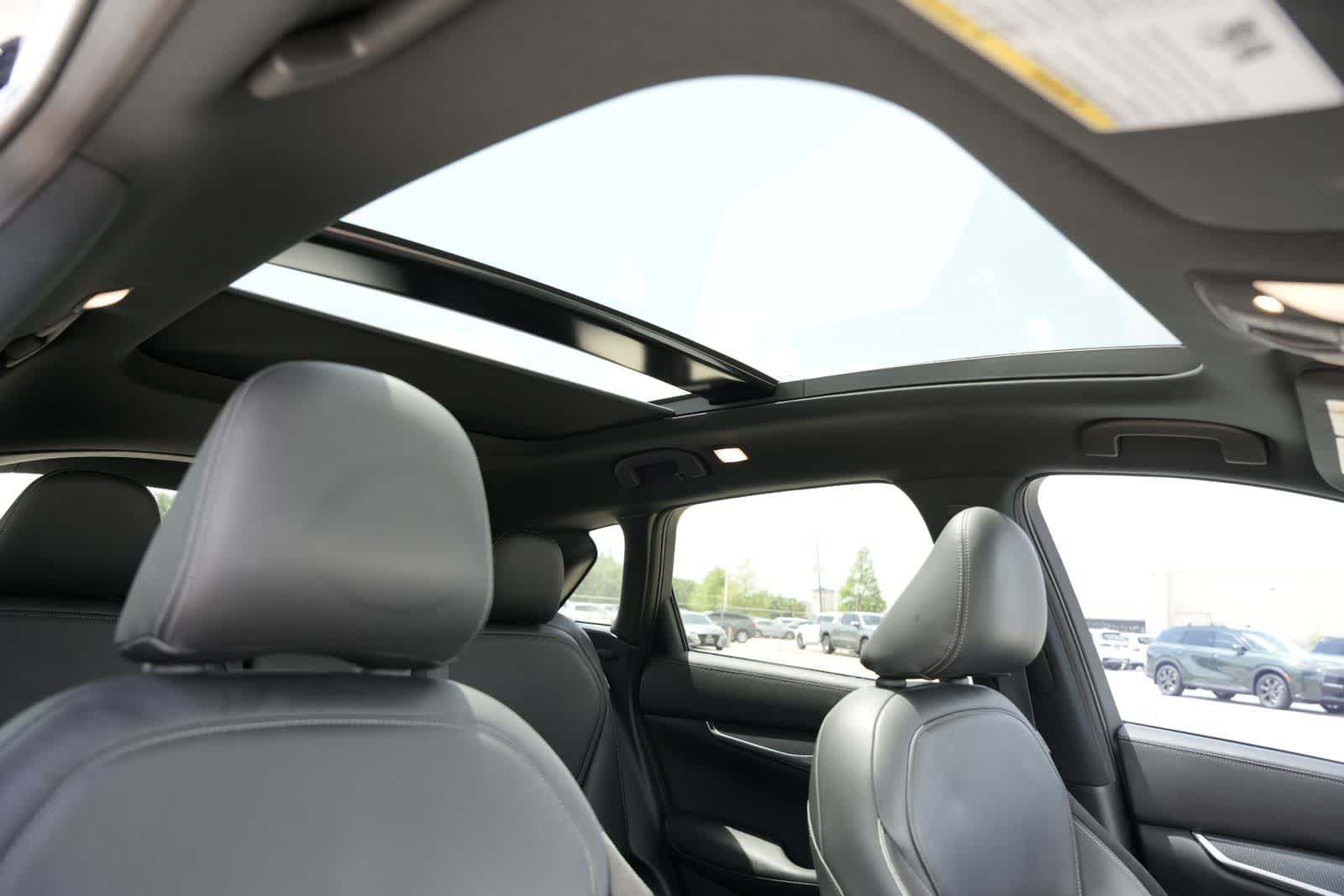 Thumbnail: 2023 INFINITI QX50 - 22