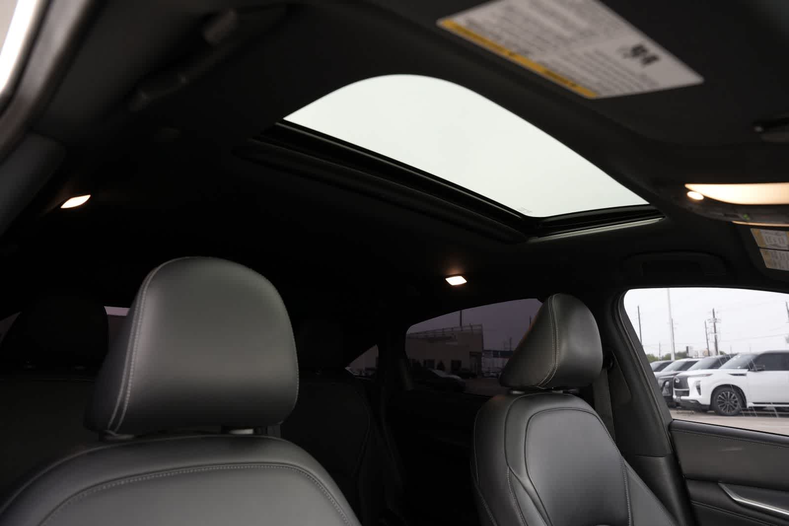 Thumbnail: 2022 INFINITI QX55 - 22