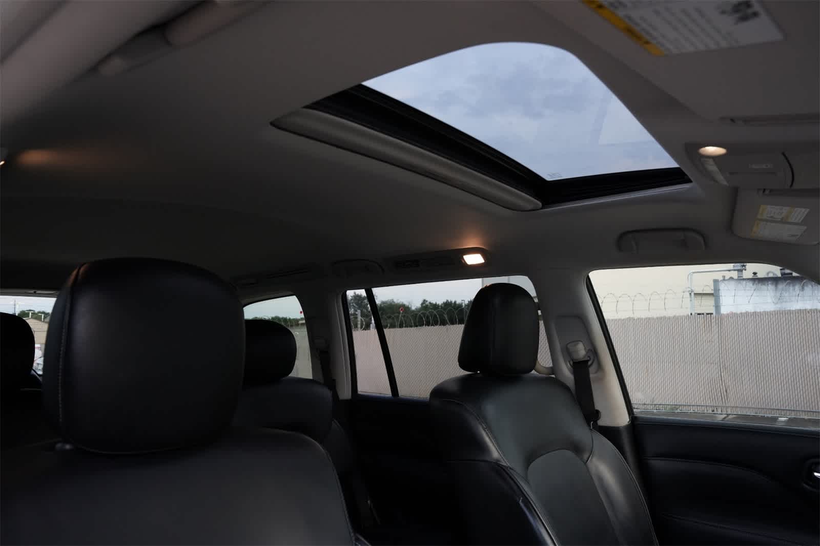 Thumbnail: 2019 INFINITI QX80 - 24