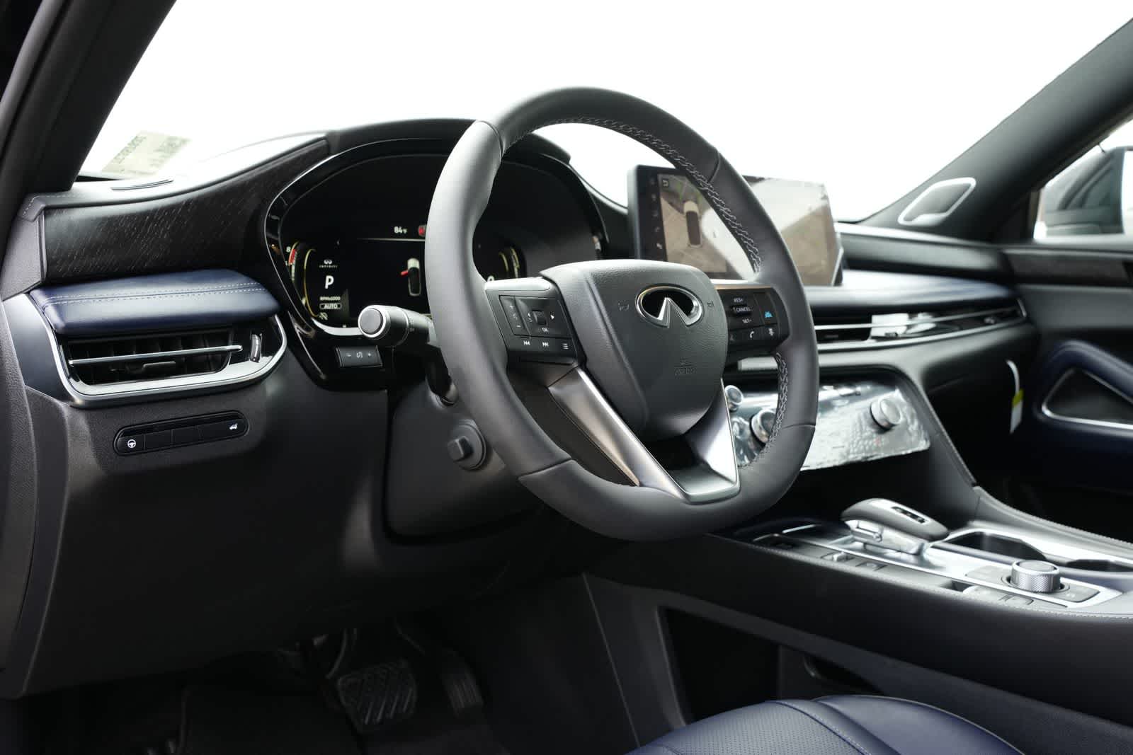 Thumbnail: 2026 INFINITI QX60 - 16