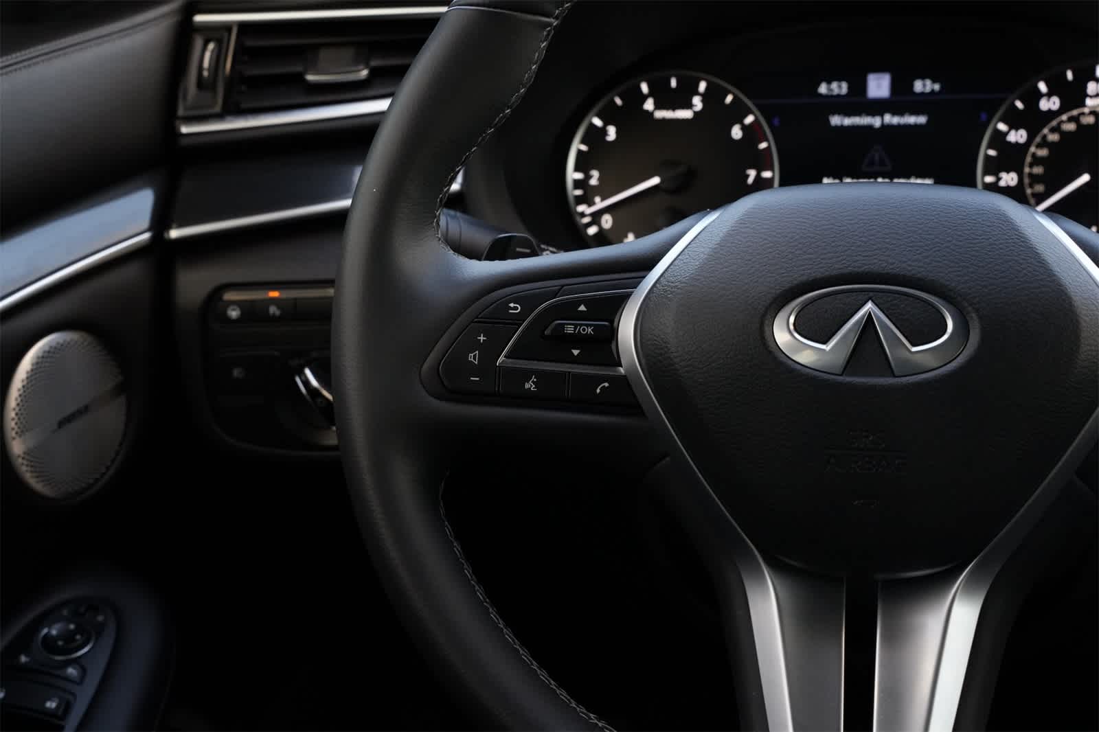 Thumbnail: 2025 INFINITI QX50 - 10