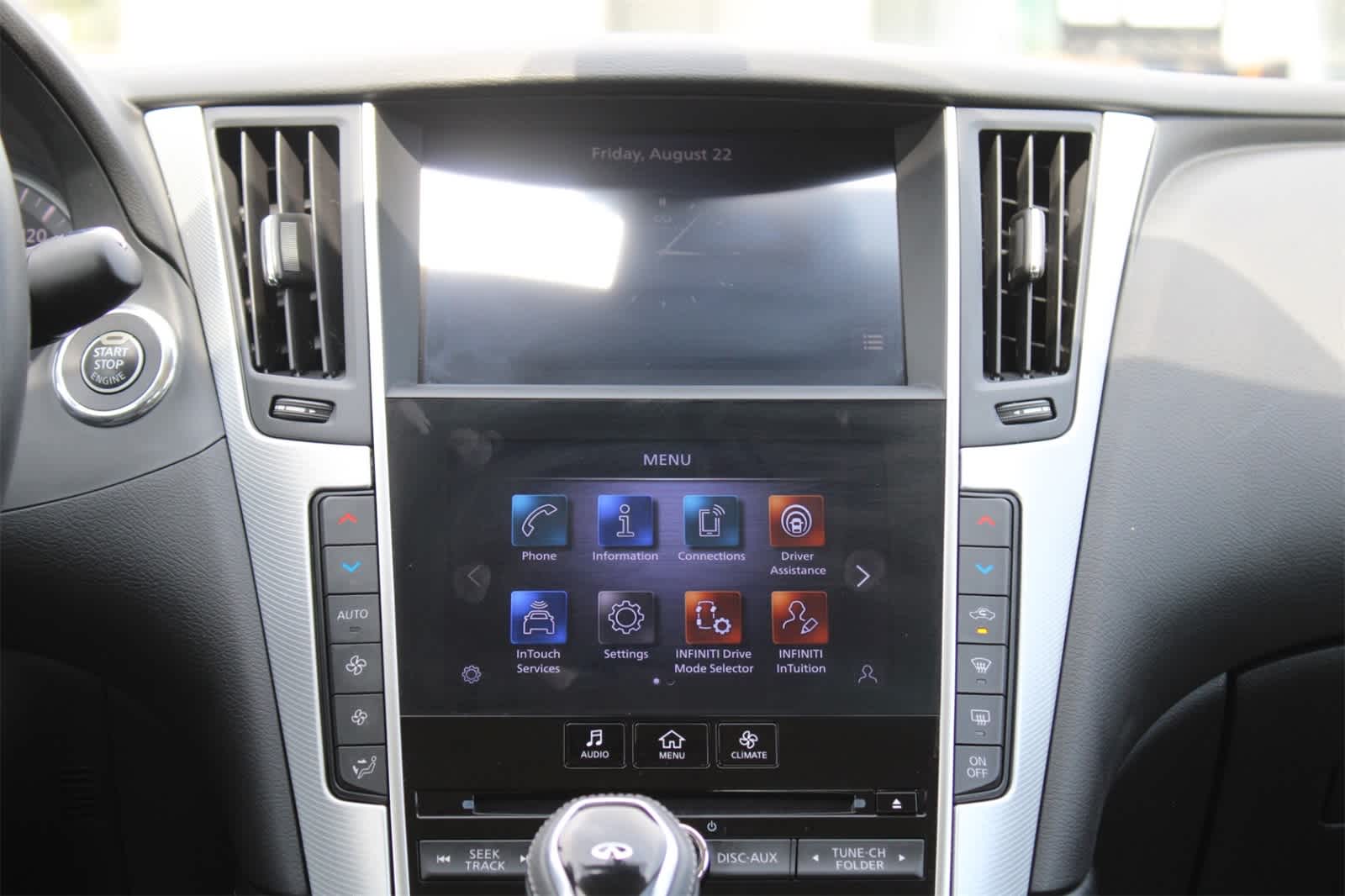 Thumbnail: 2024 INFINITI Q50 - 14