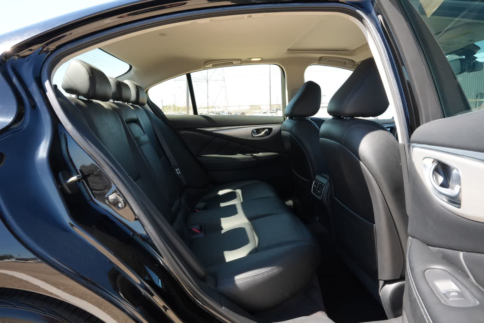 Thumbnail: 2021 INFINITI Q50 - 21