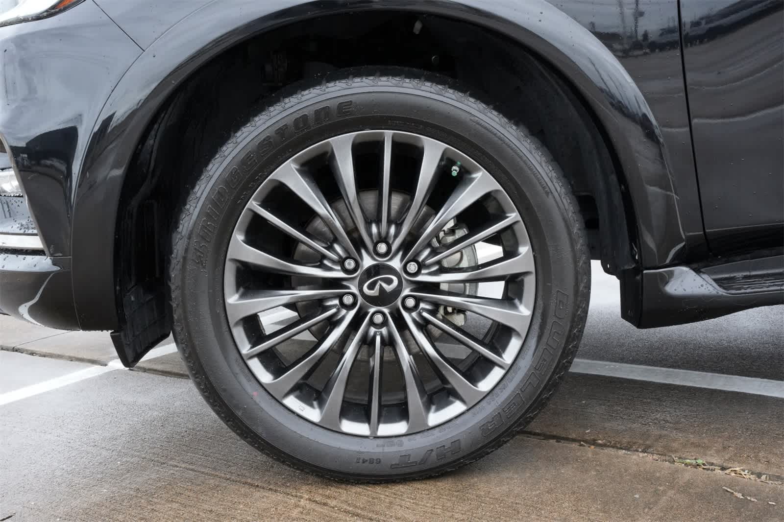 Thumbnail: 2024 INFINITI QX80 - 25