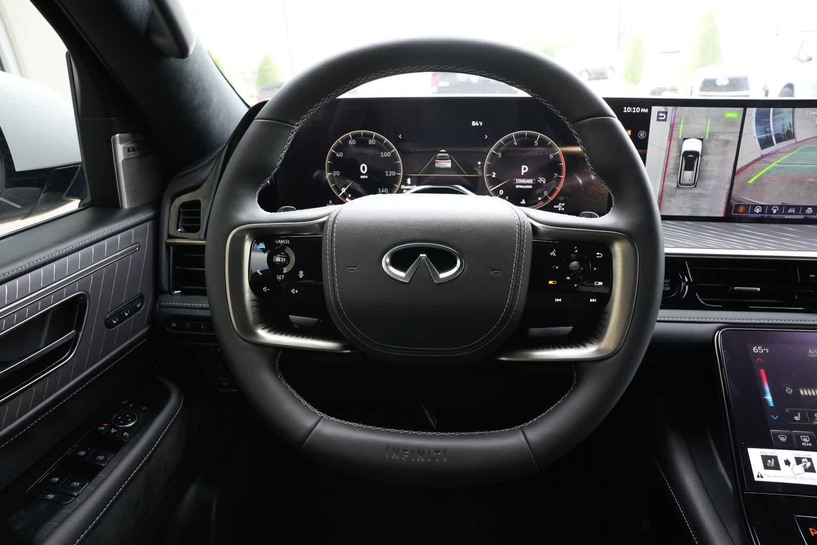 Thumbnail: 2026 INFINITI QX80 - 9