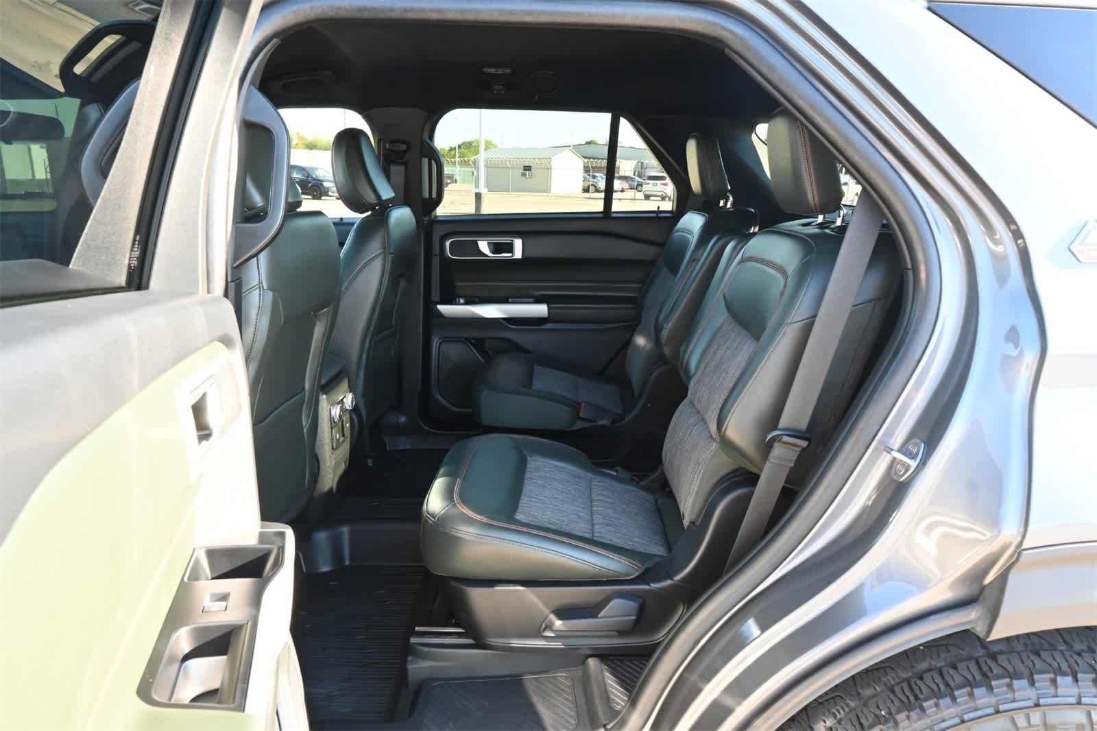 Thumbnail: 2023 Ford Explorer - 19