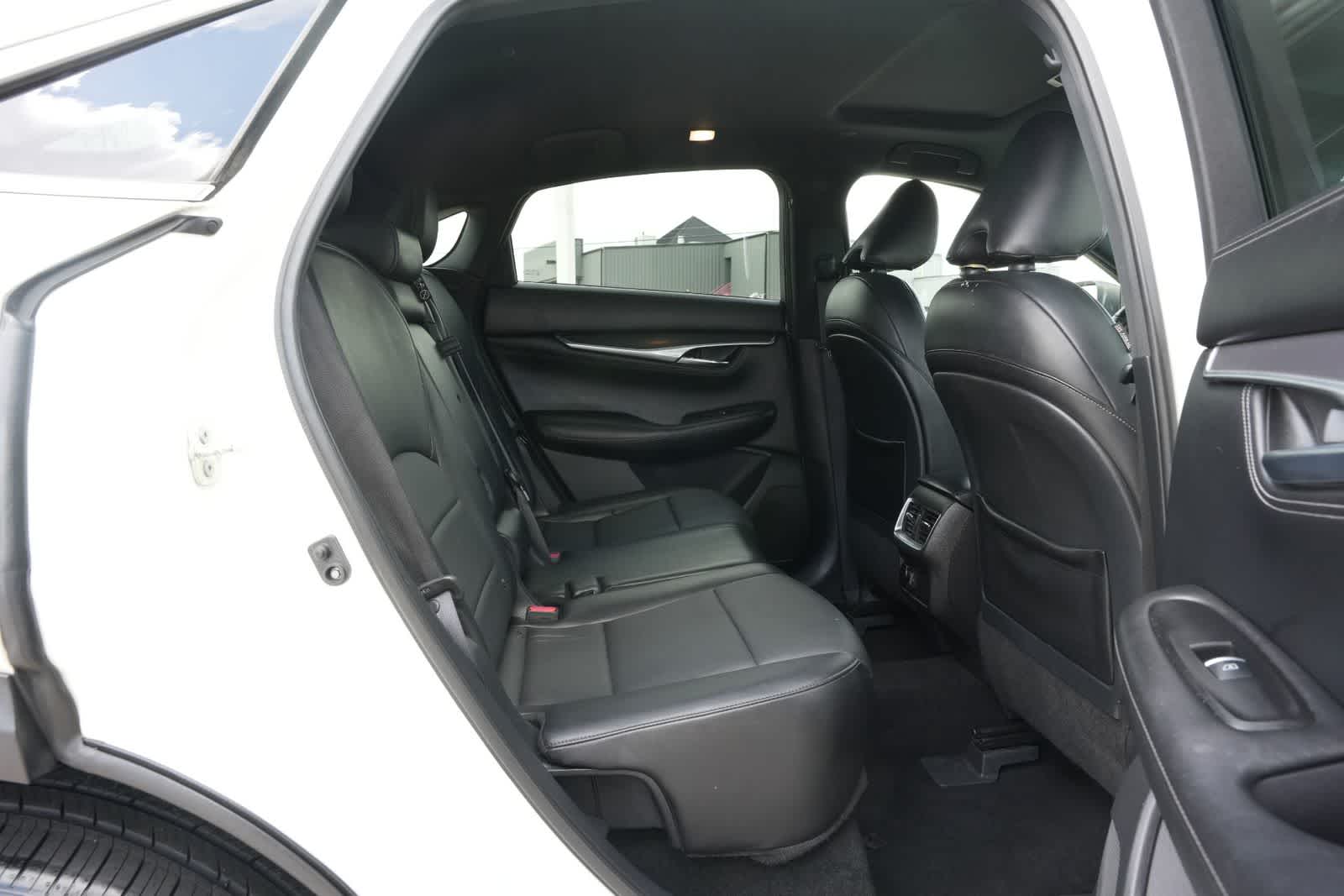 Thumbnail: 2022 INFINITI QX55 - 18