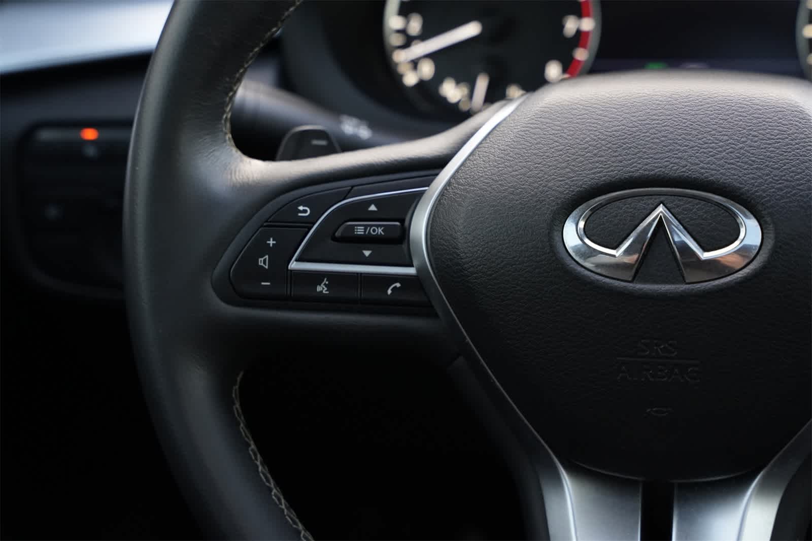 Thumbnail: 2020 INFINITI QX50 - 10