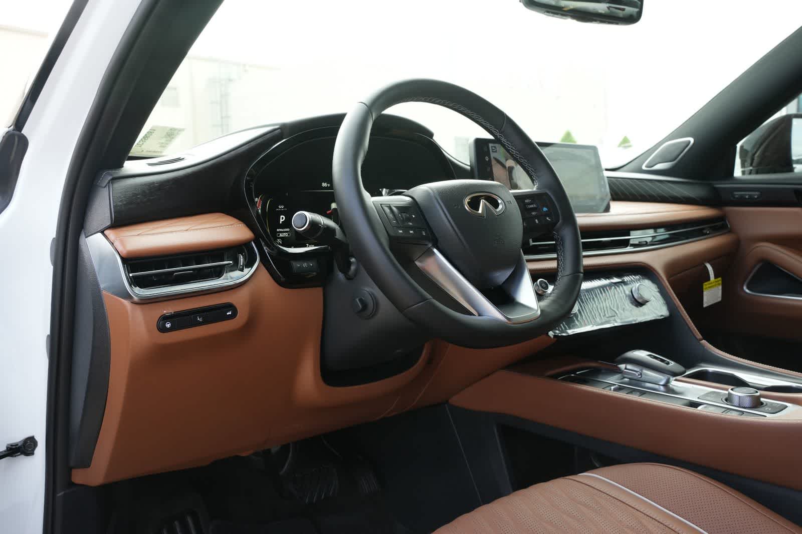 Thumbnail: 2026 INFINITI QX60 - 16