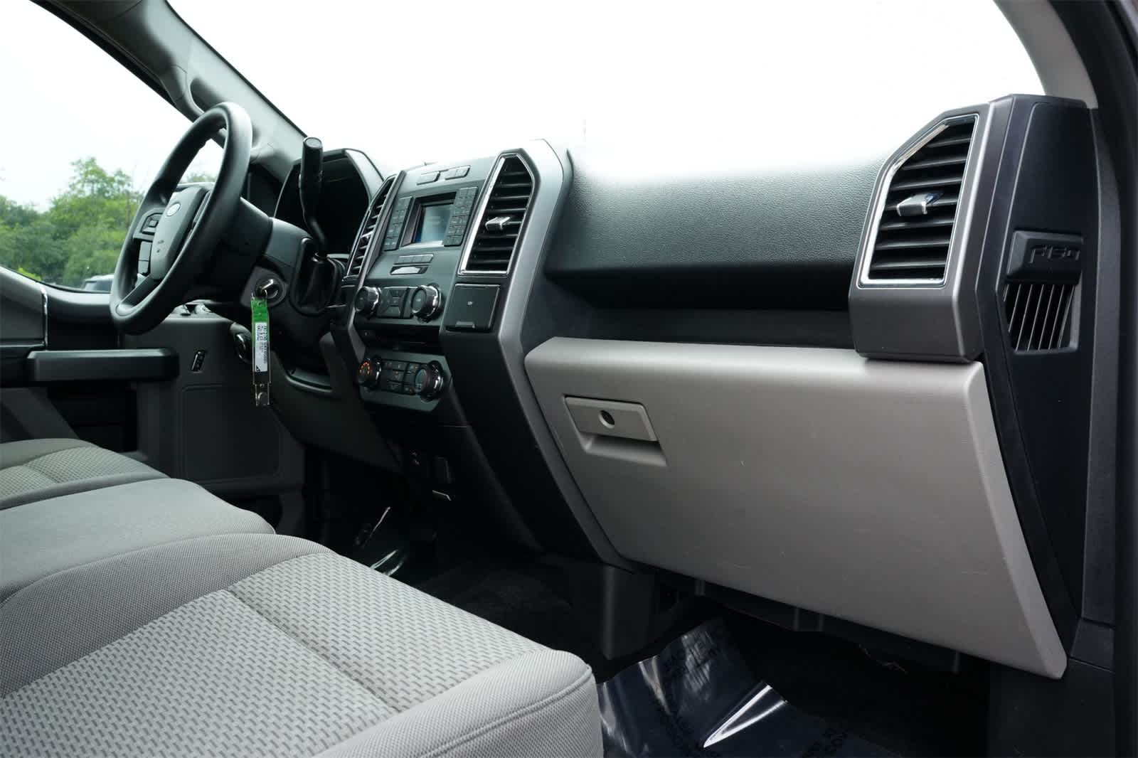 2016 Ford F-150  18