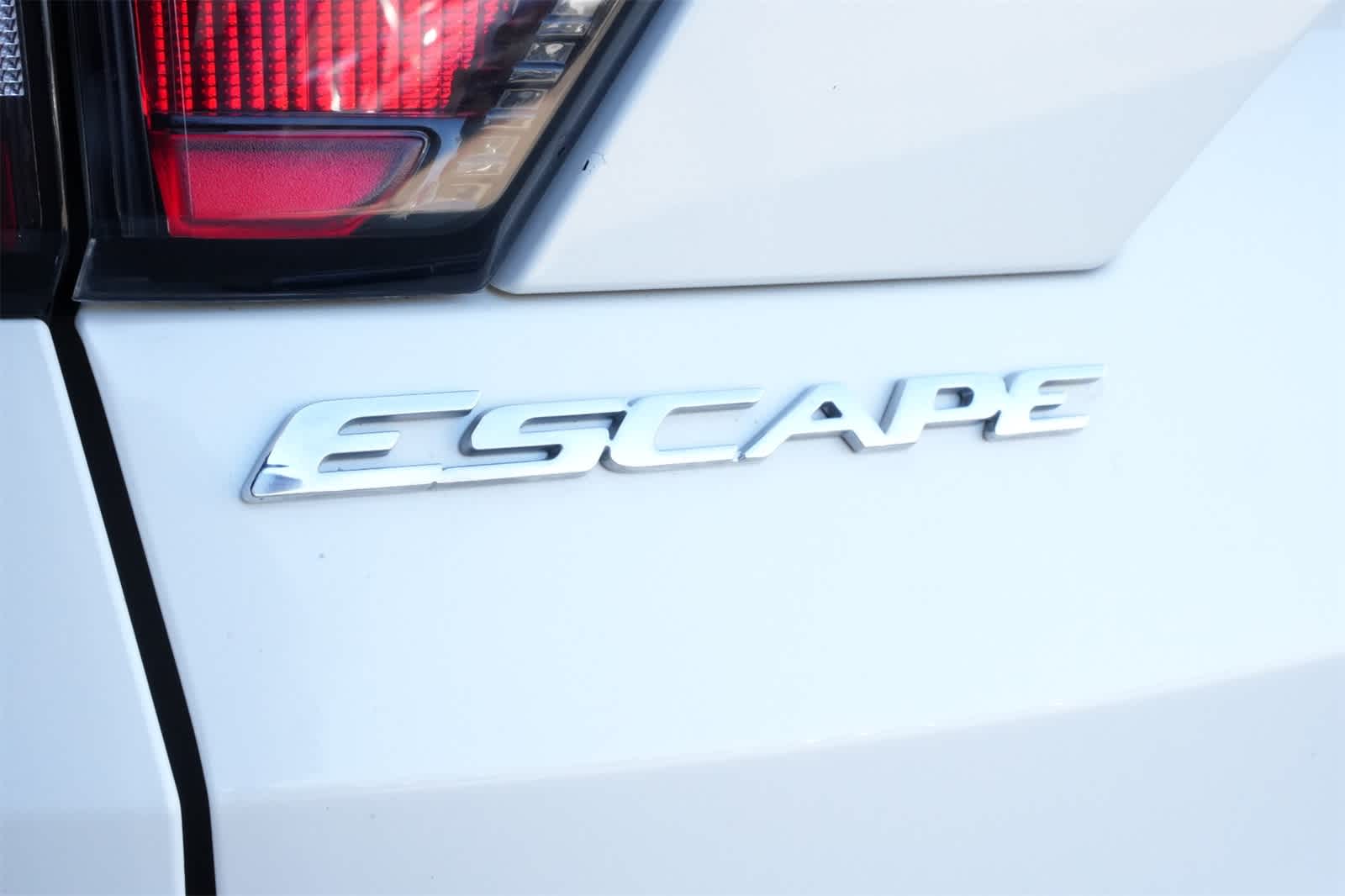 Thumbnail: 2018 Ford Escape - 20