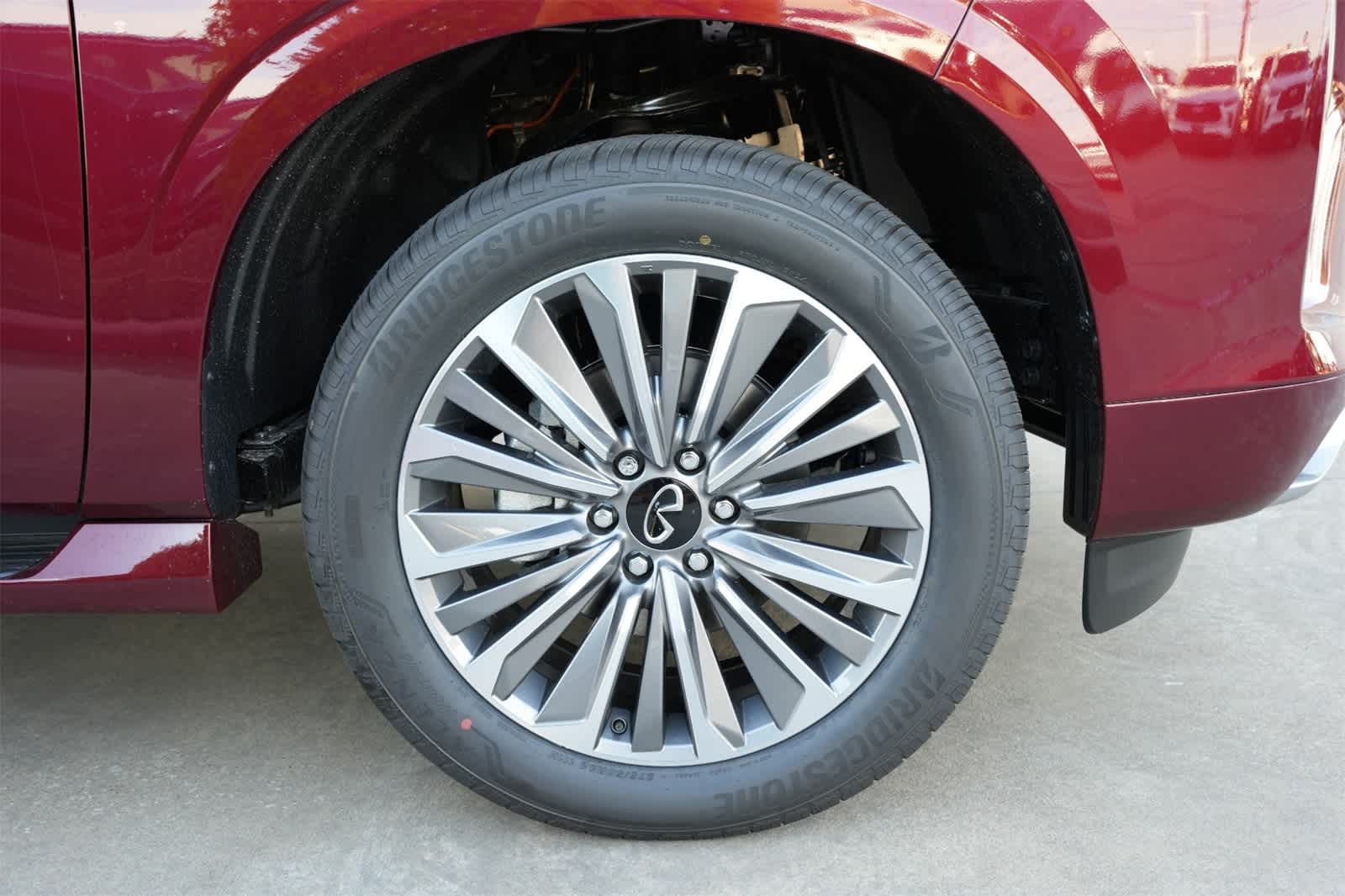 Thumbnail: 2025 INFINITI QX80 - 27