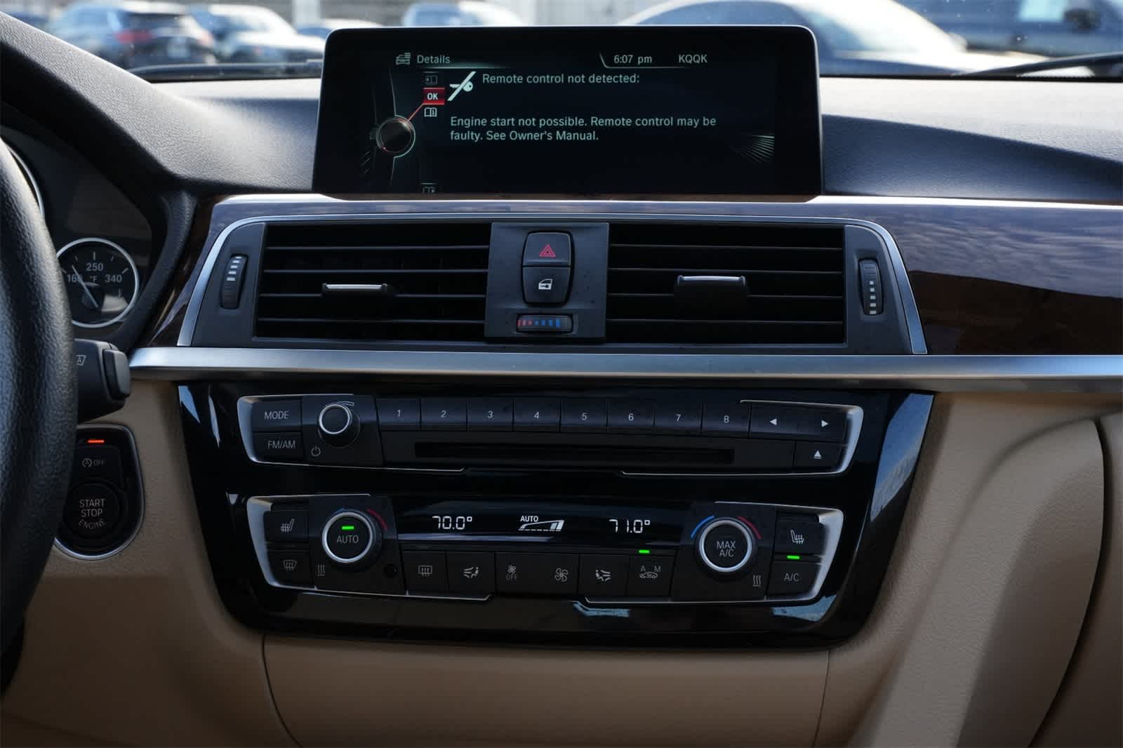 Thumbnail: 2016 BMW 3 Series - 13