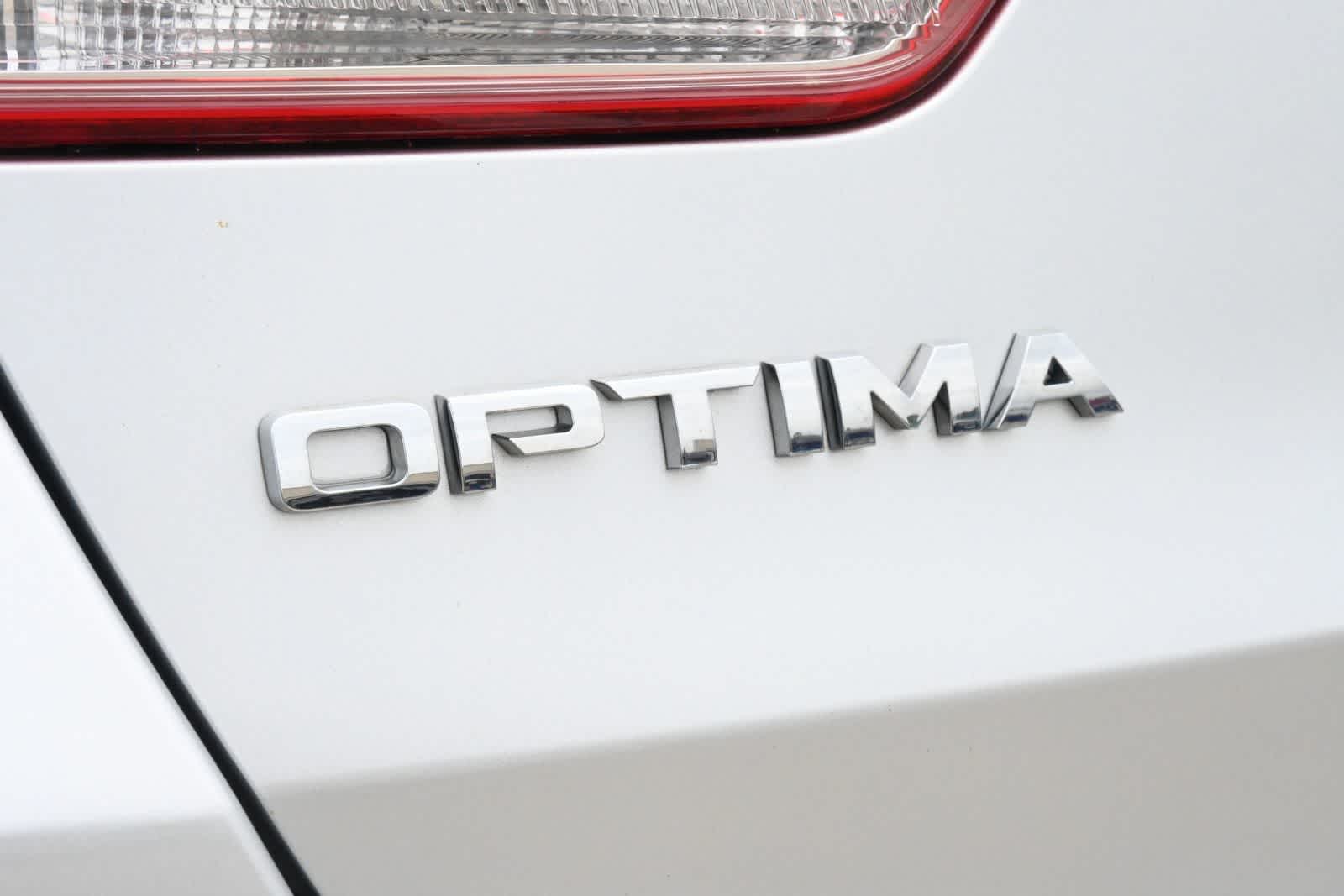 Thumbnail: 2019 Kia Optima - 20