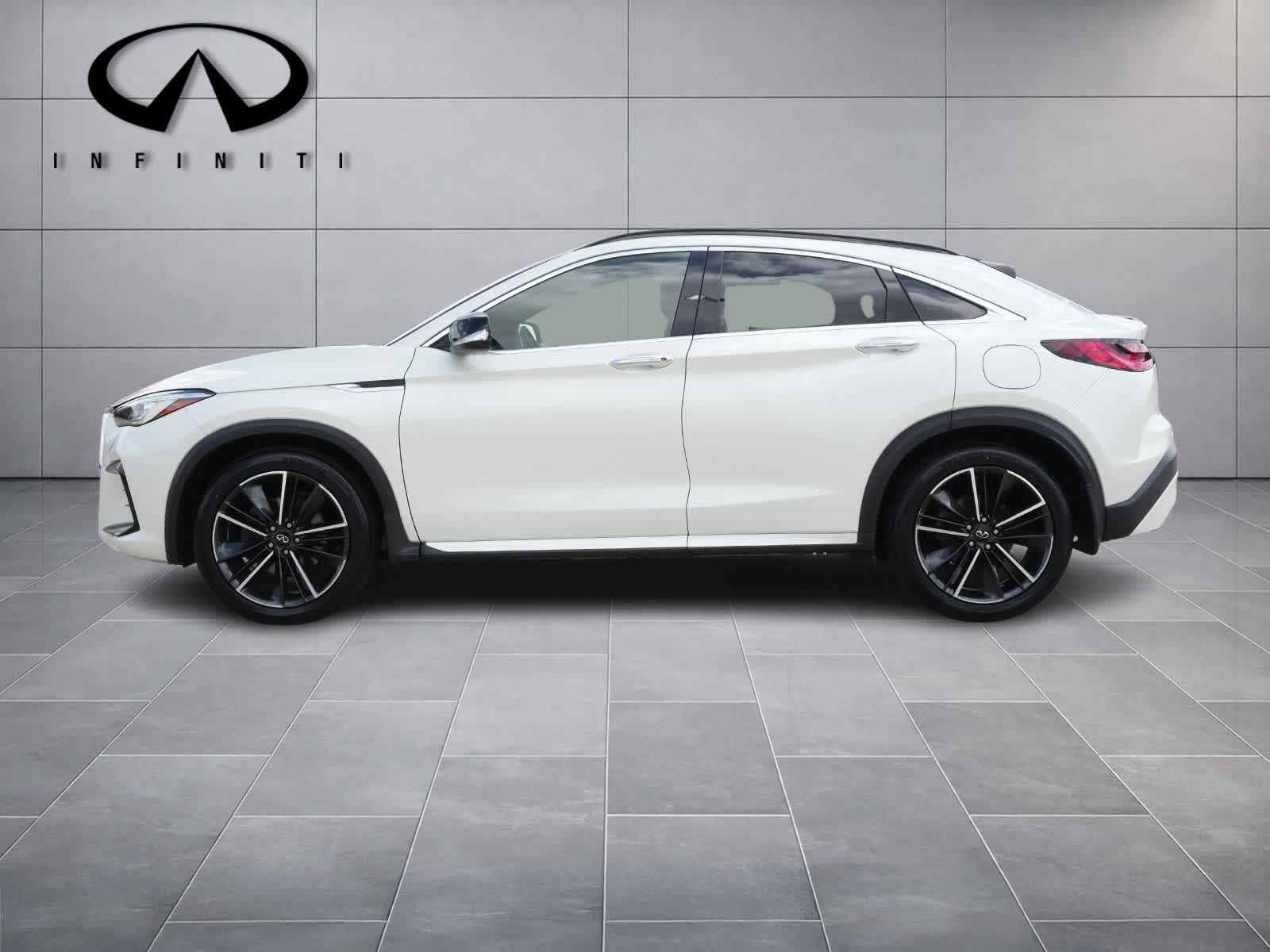 Thumbnail: 2022 INFINITI QX55 - 3
