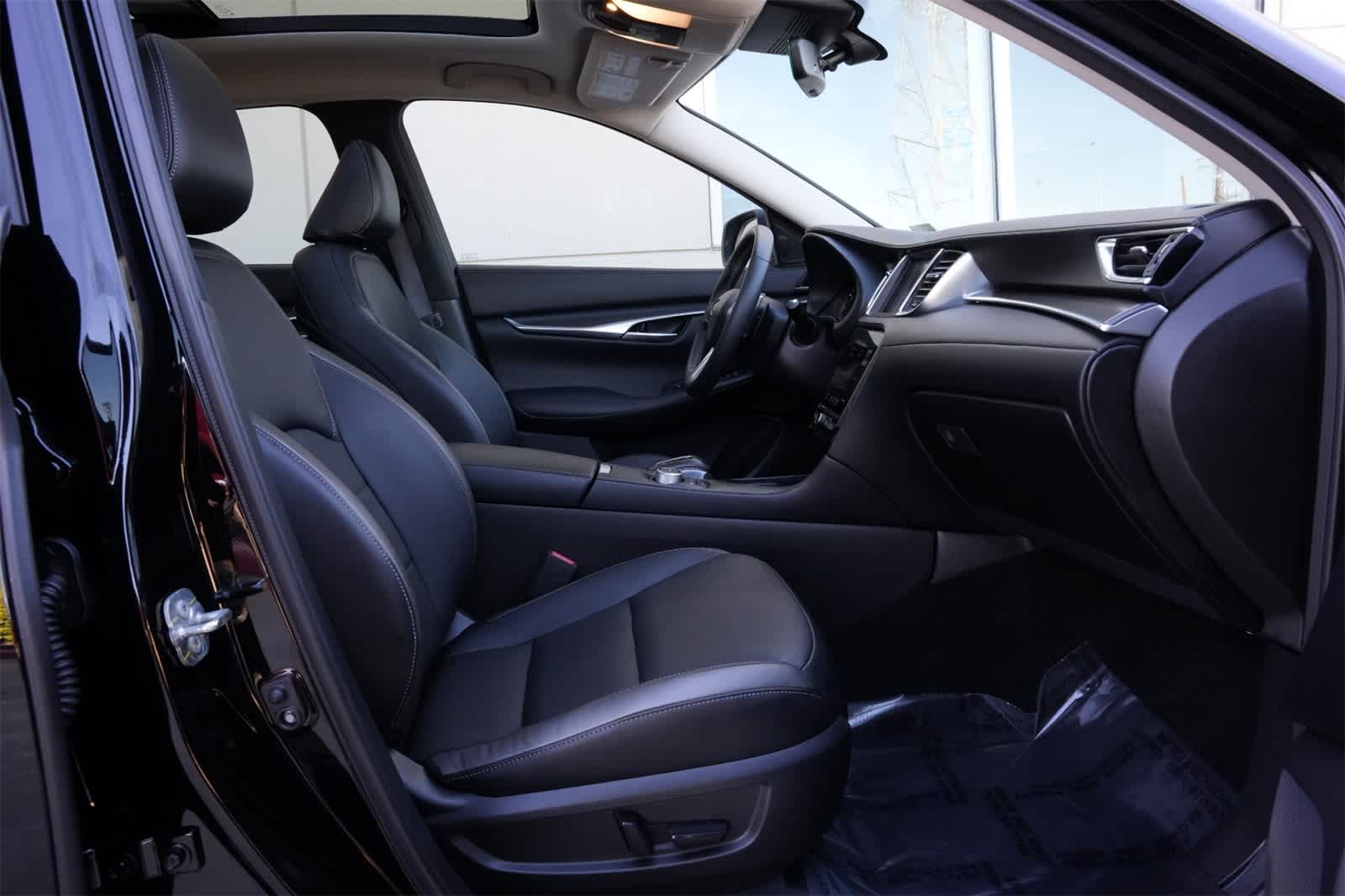 Thumbnail: 2025 INFINITI QX50 - 23