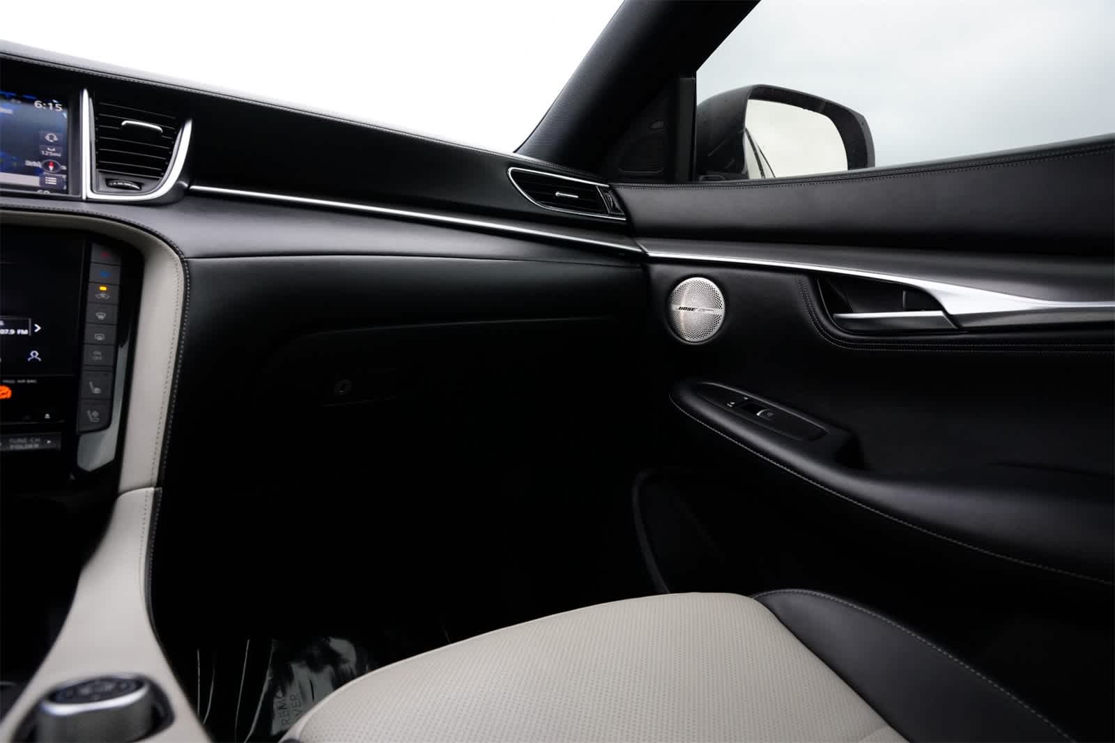 Thumbnail: 2023 INFINITI QX55 - 8