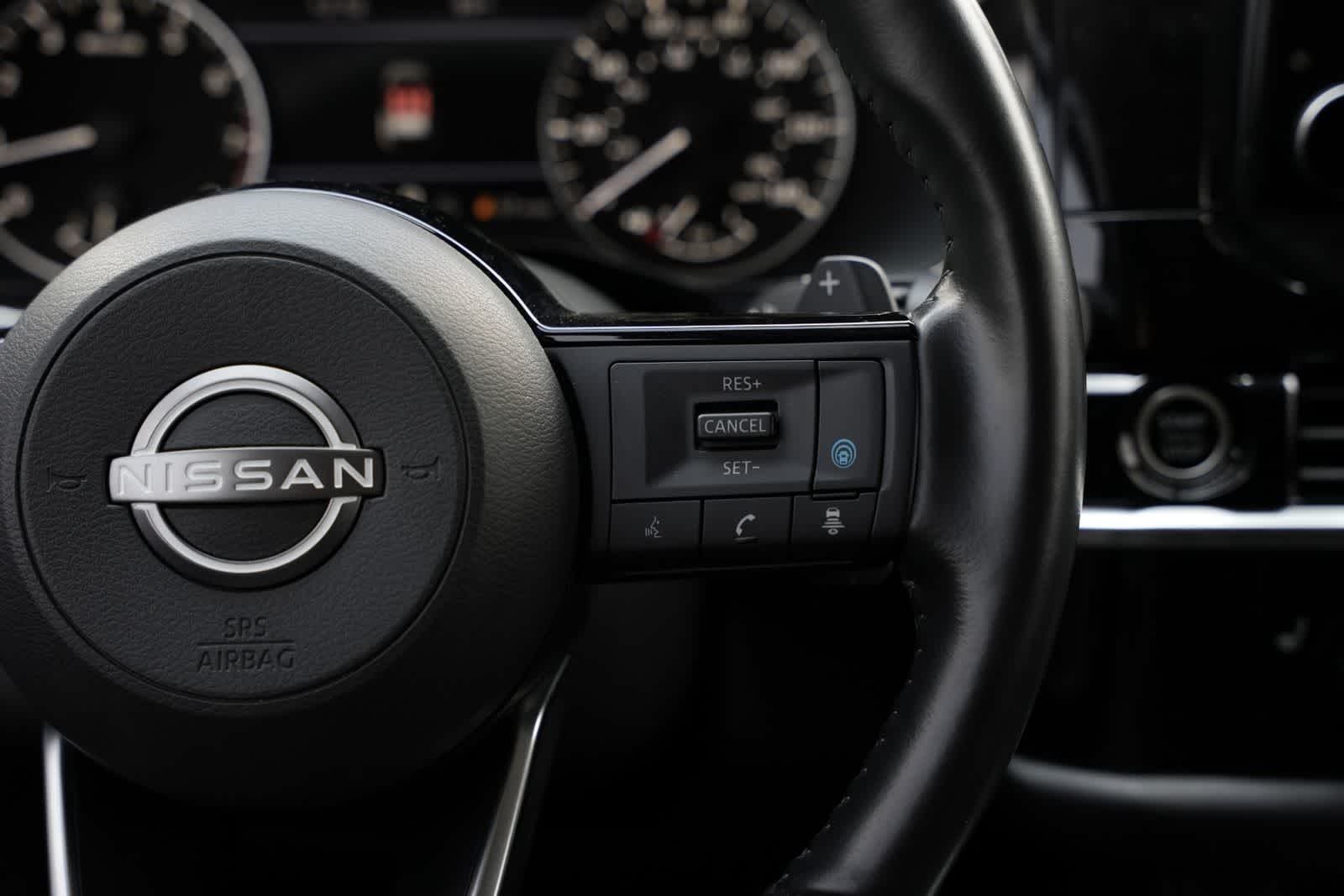 Thumbnail: 2023 Nissan Pathfinder - 11