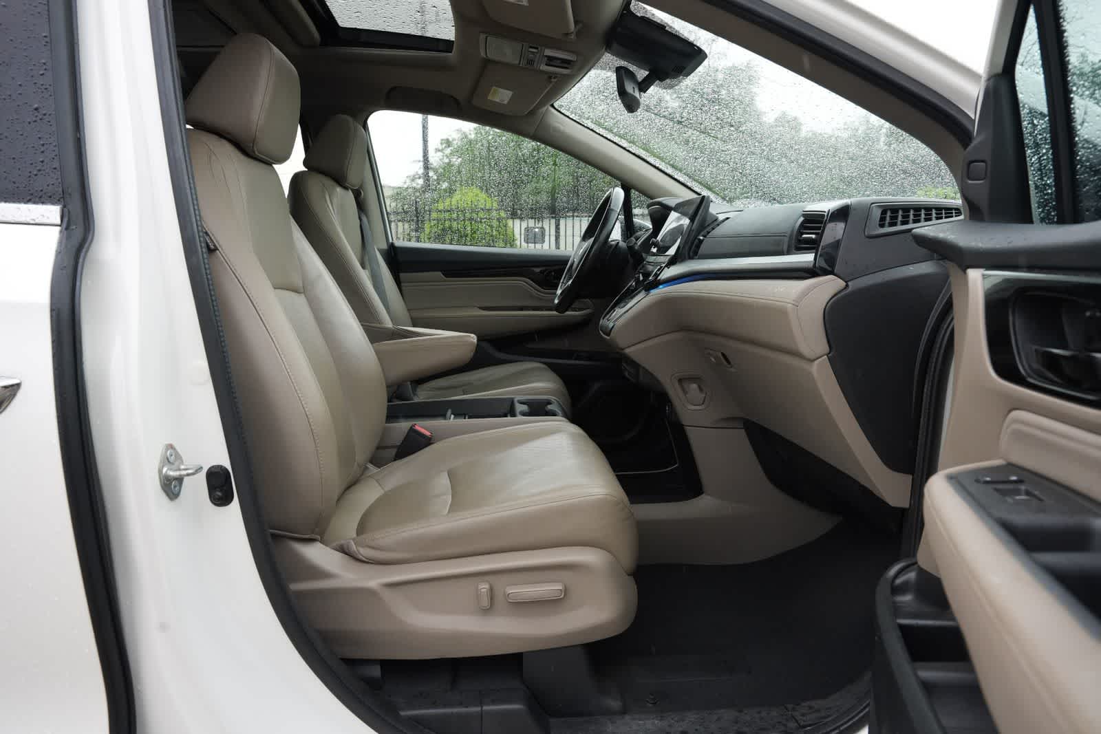 Thumbnail: 2018 Honda Odyssey - 27