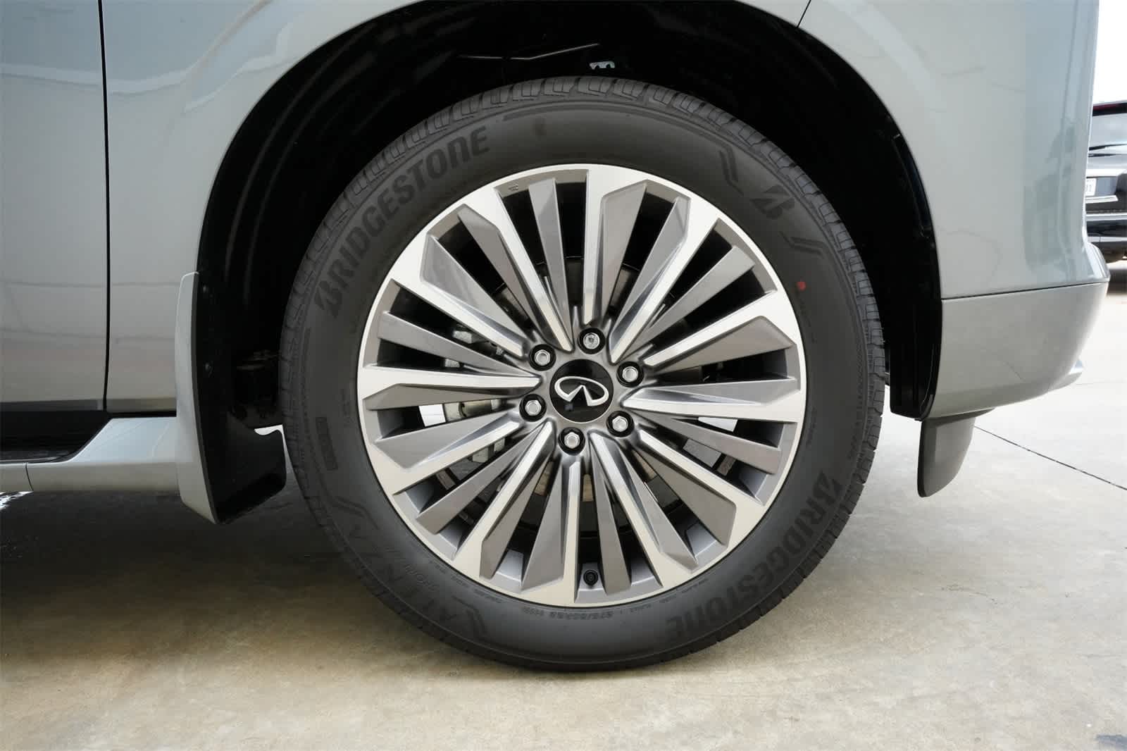 Thumbnail: 2025 INFINITI QX80 - 26