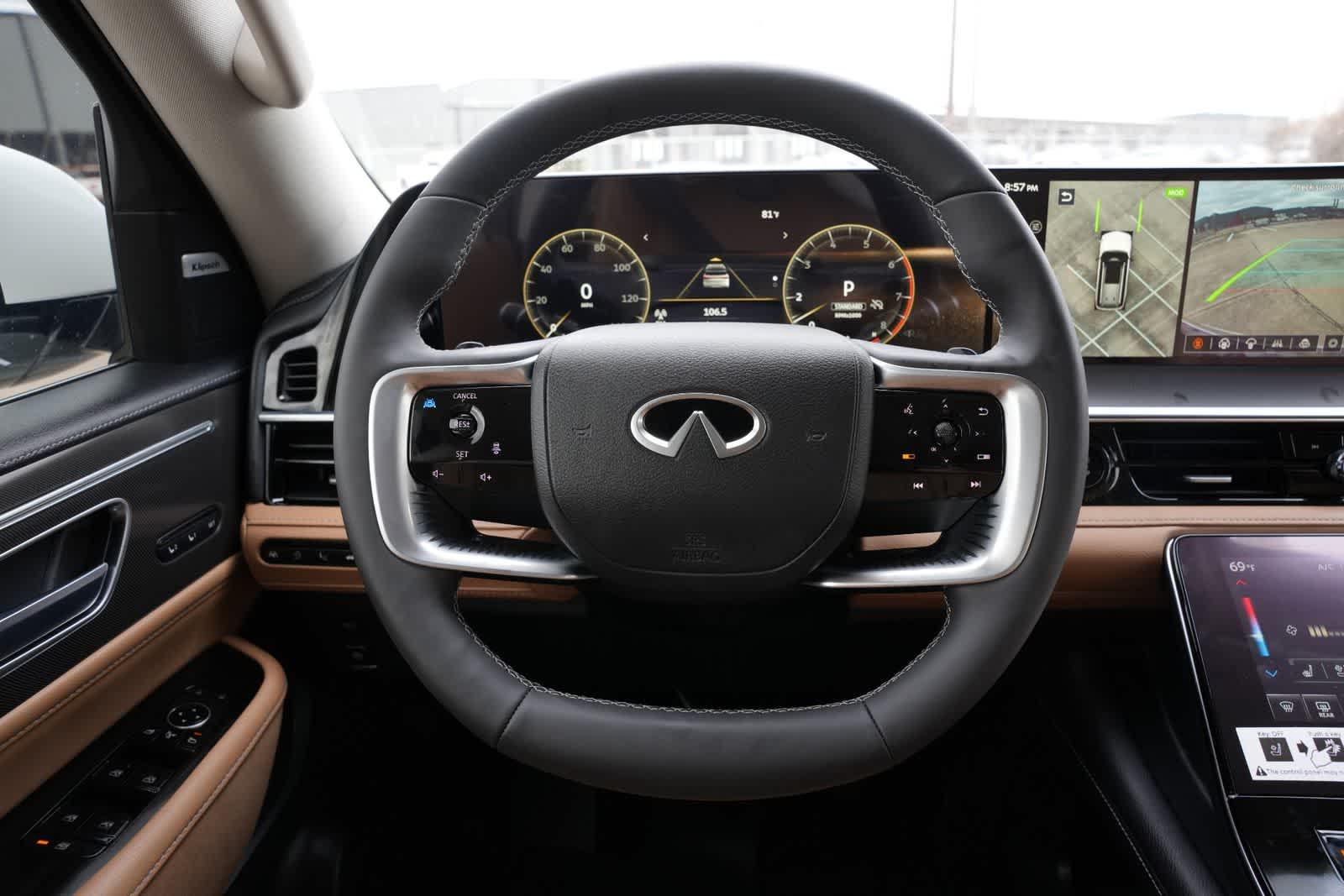 Thumbnail: 2026 INFINITI QX80 - 9